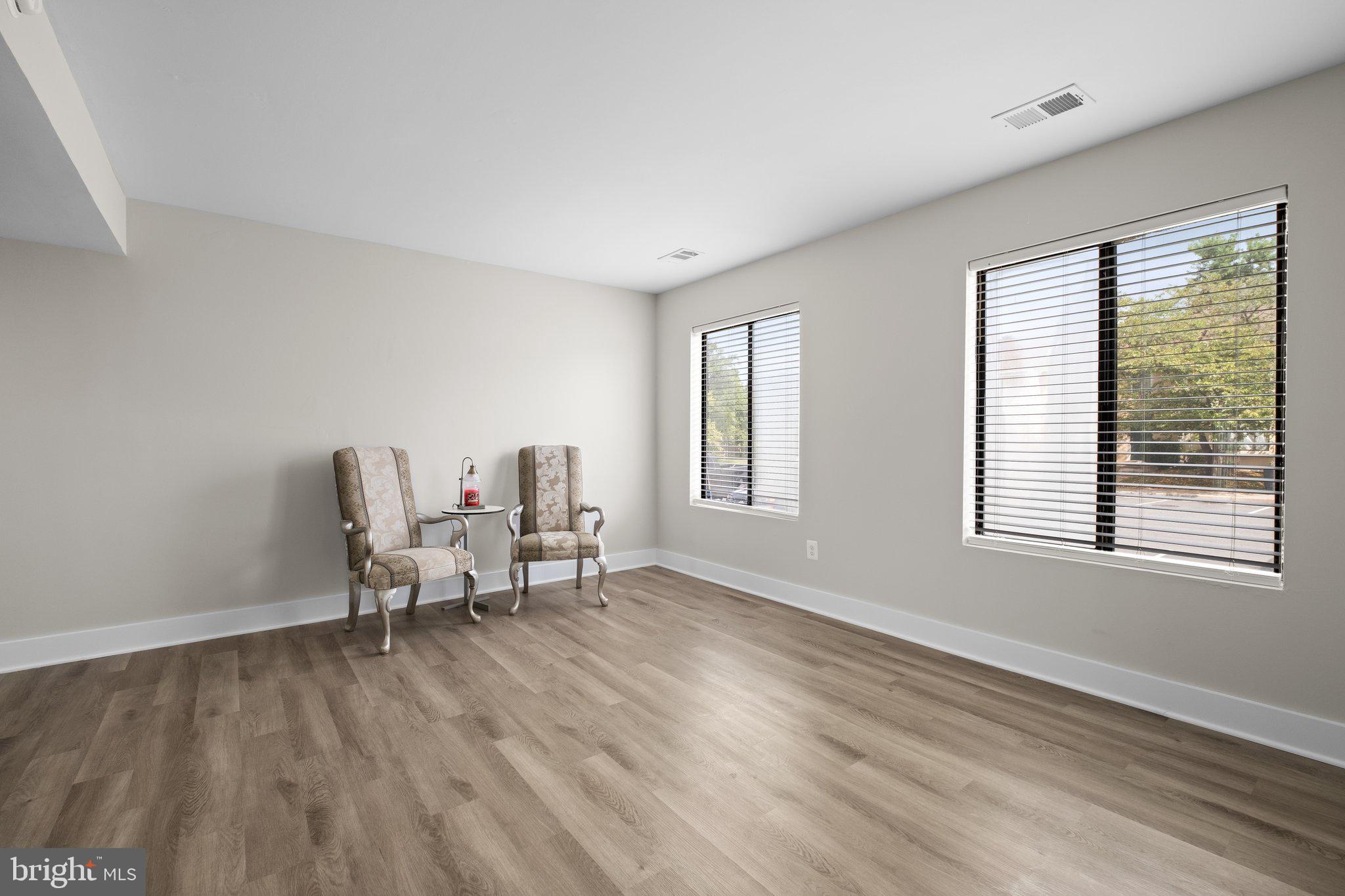 REFLECTION LAKE - Residential