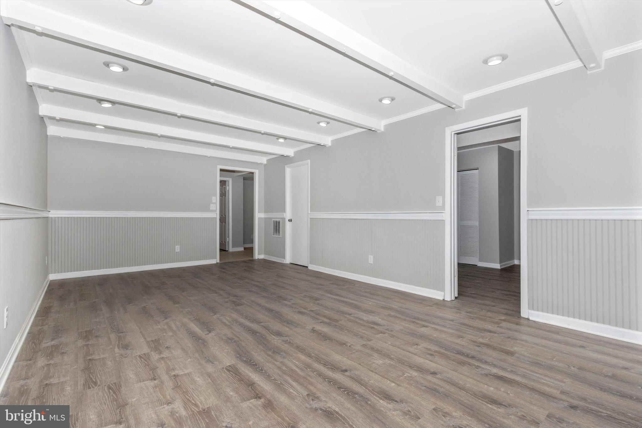 MICHAELTON MANOR - Residential