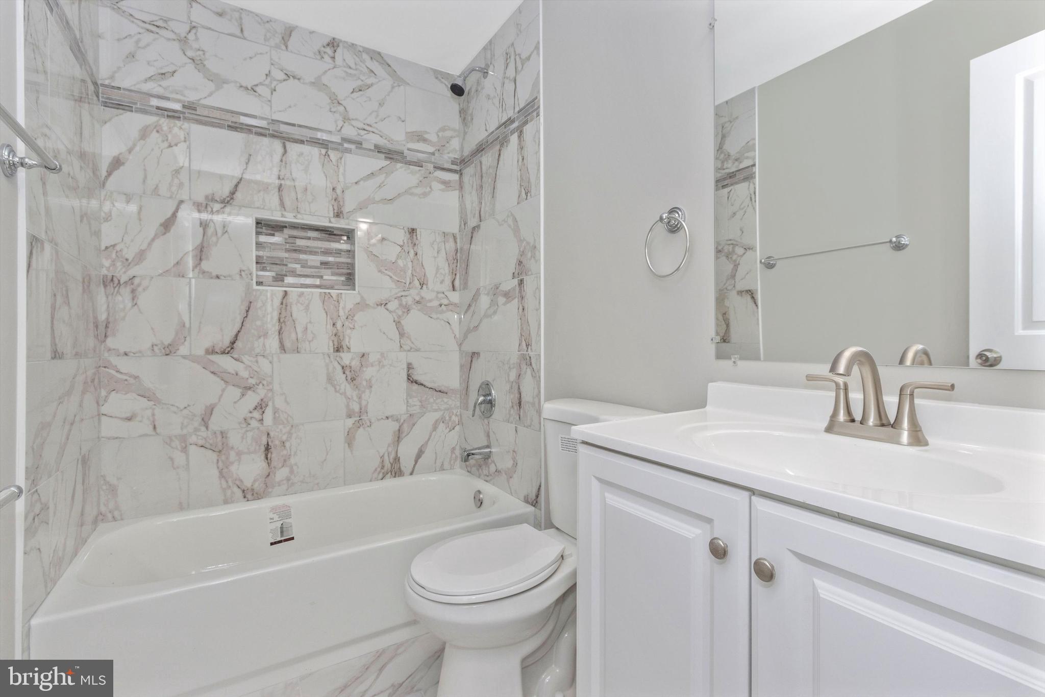 MICHAELTON MANOR - Residential