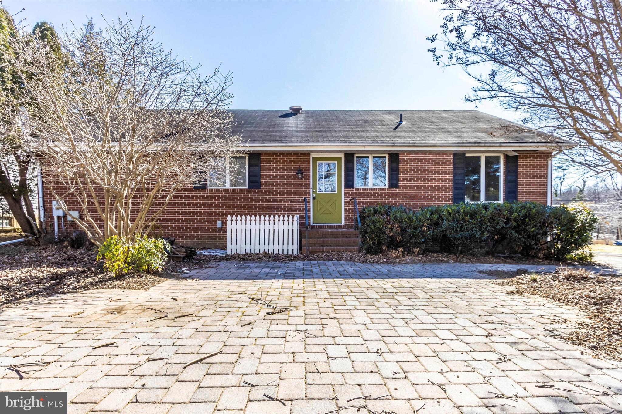 MICHAELTON MANOR - Residential