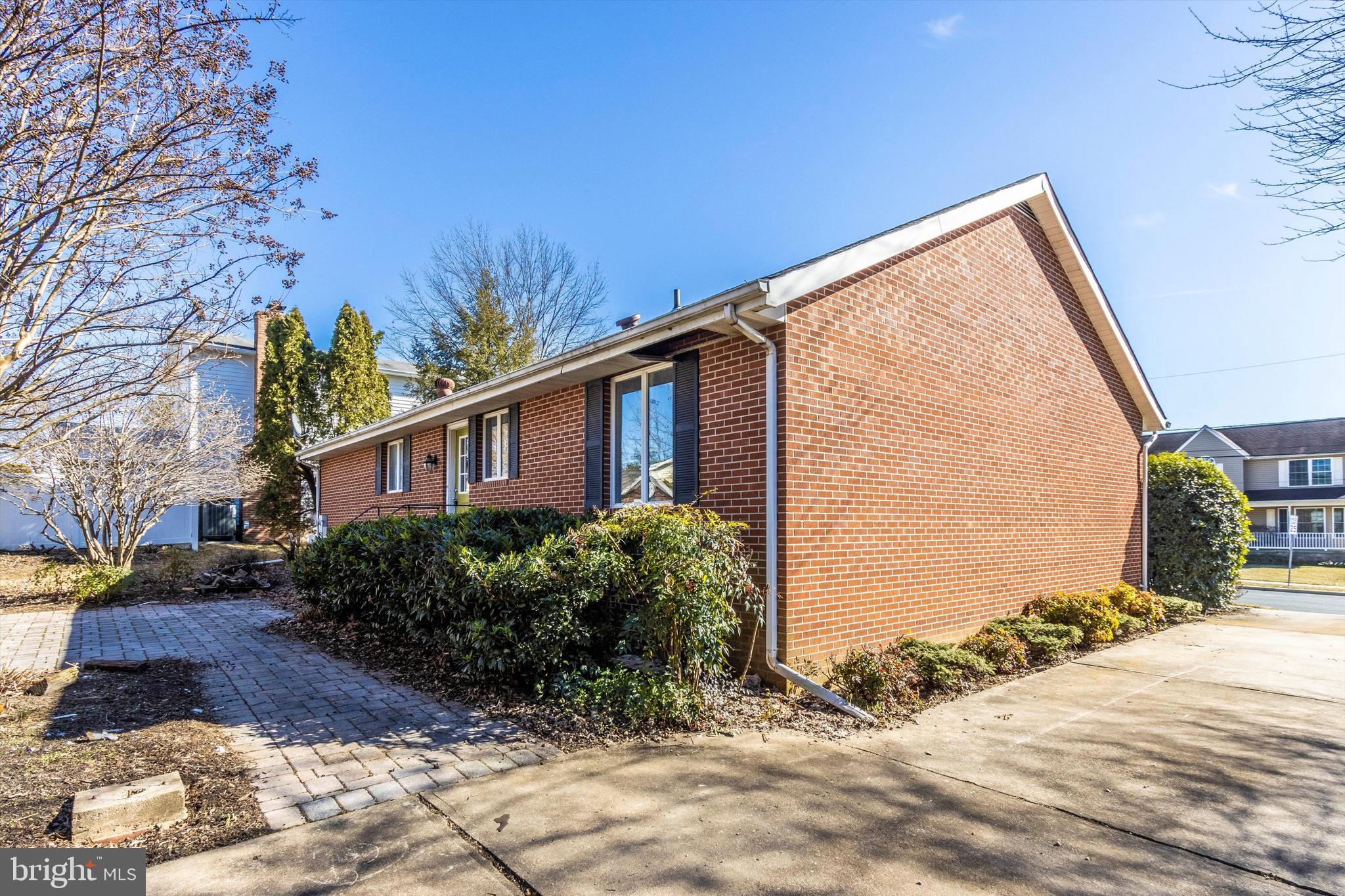 MICHAELTON MANOR - Residential