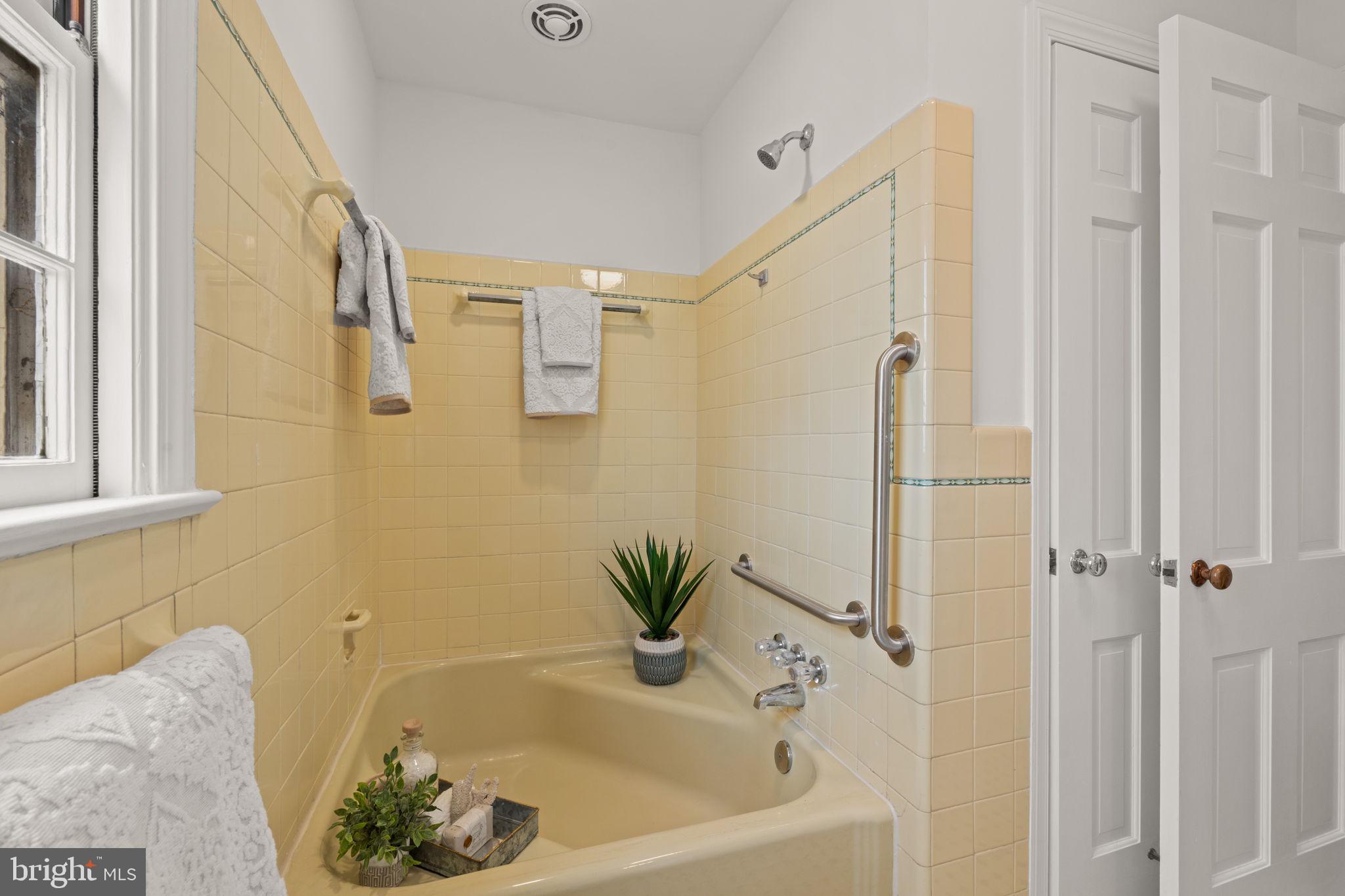 BEVERLEY HILLS - Residential