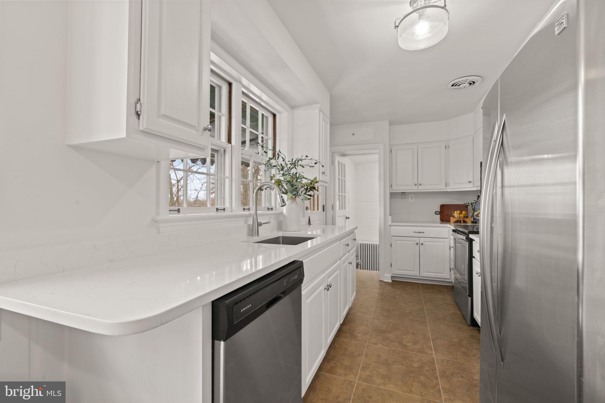 BEVERLEY HILLS - Residential