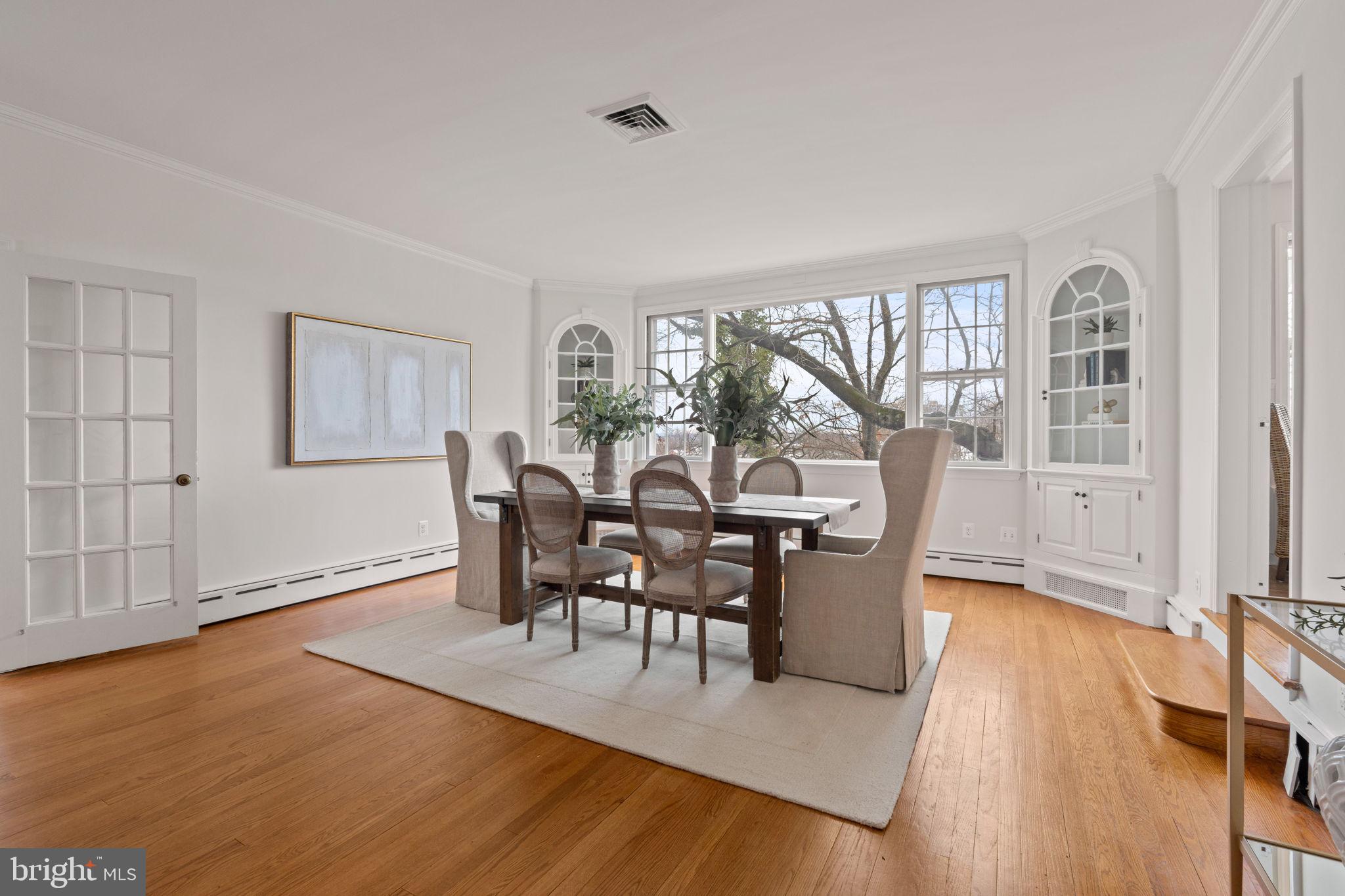 BEVERLEY HILLS - Residential