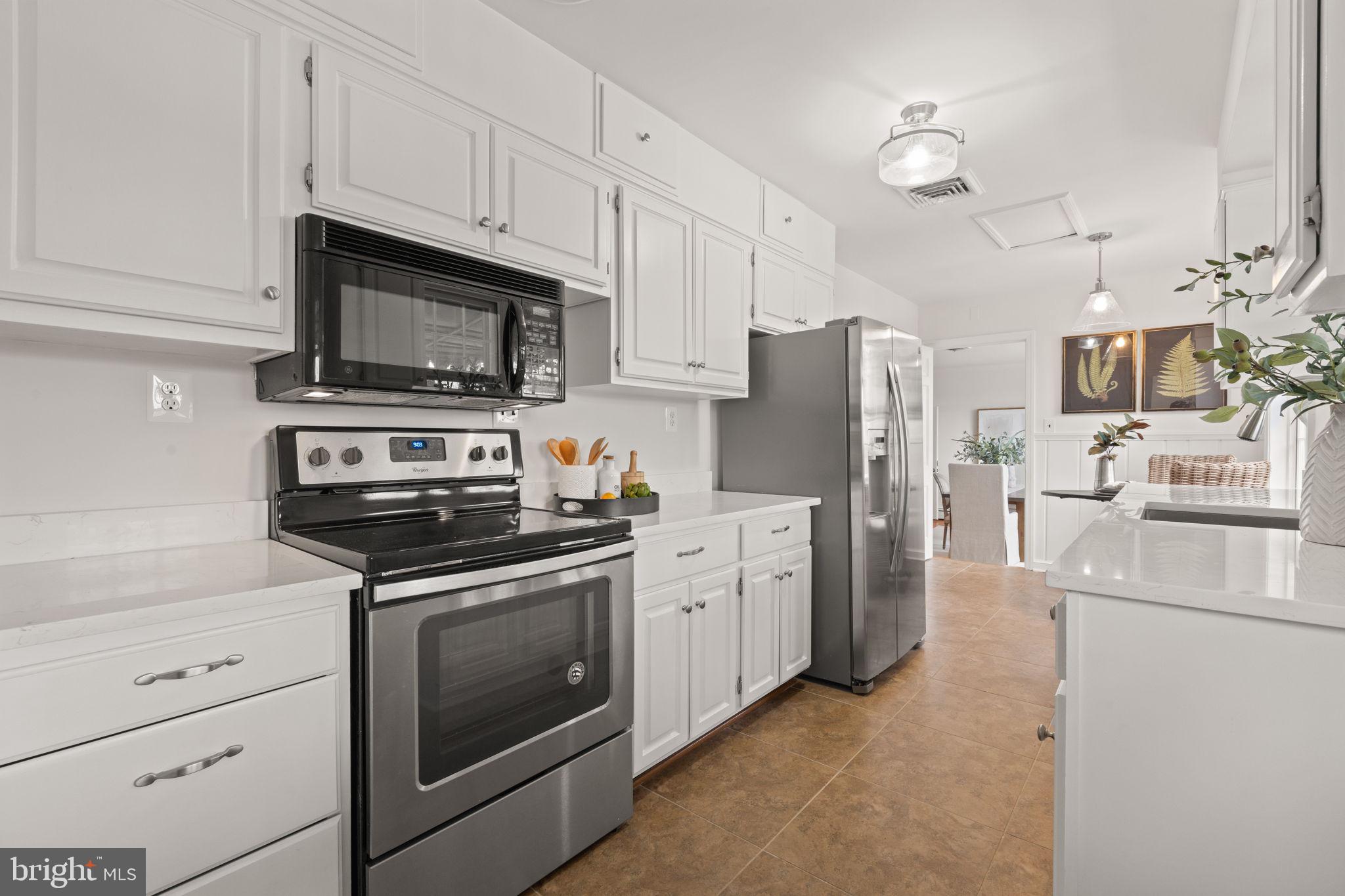 BEVERLEY HILLS - Residential