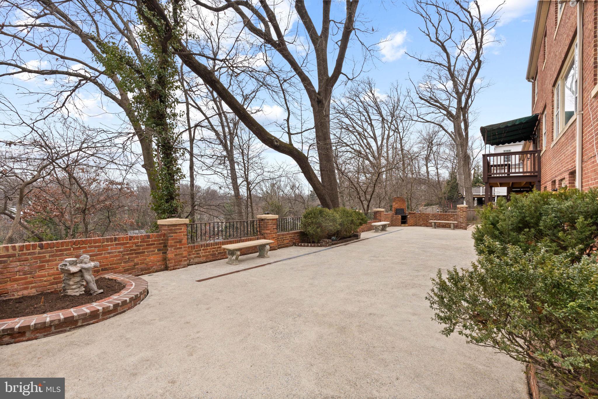 BEVERLEY HILLS - Residential