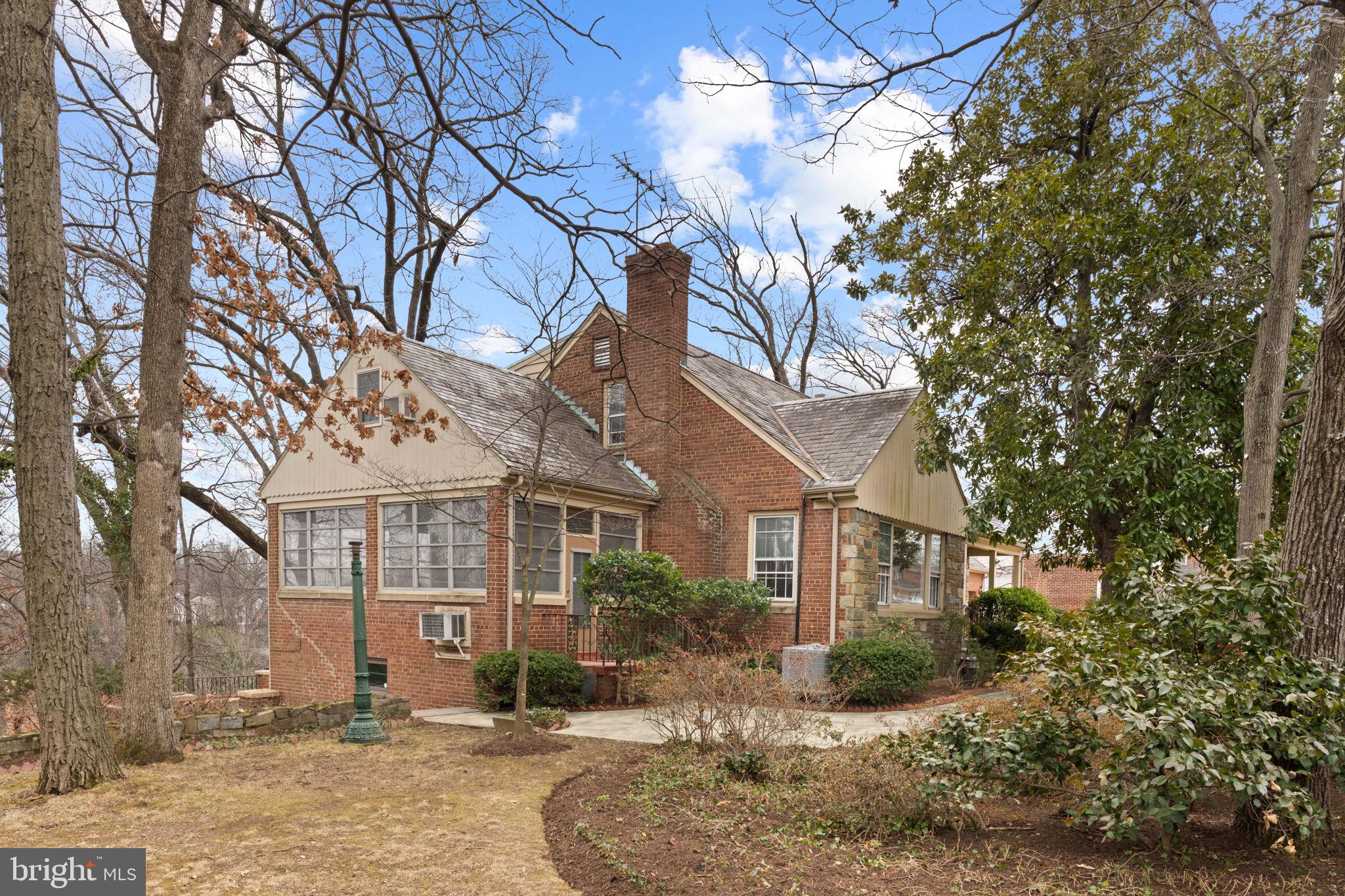 BEVERLEY HILLS - Residential