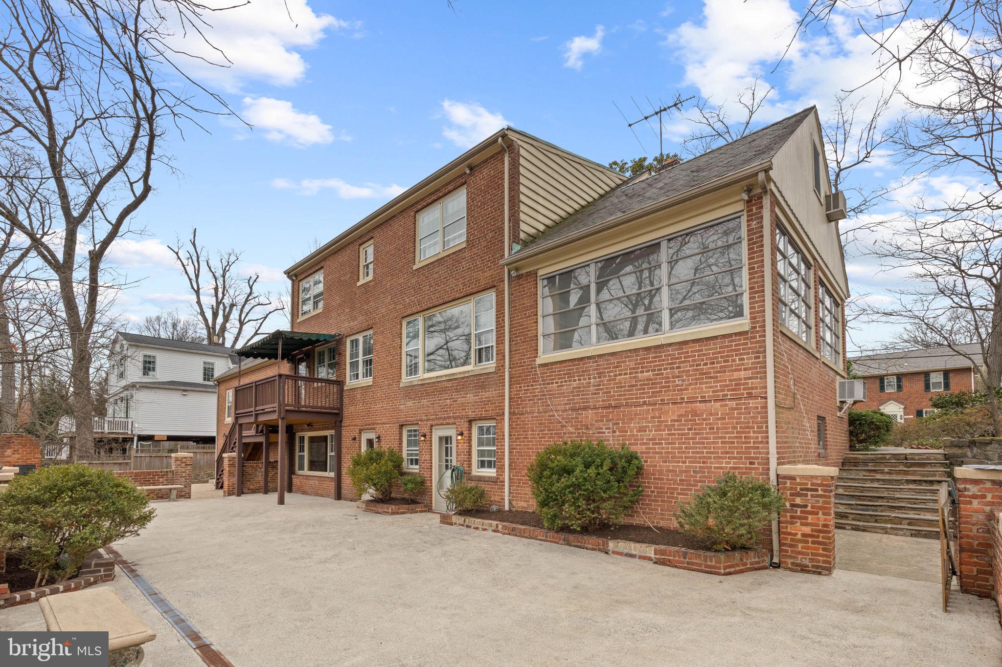 BEVERLEY HILLS - Residential