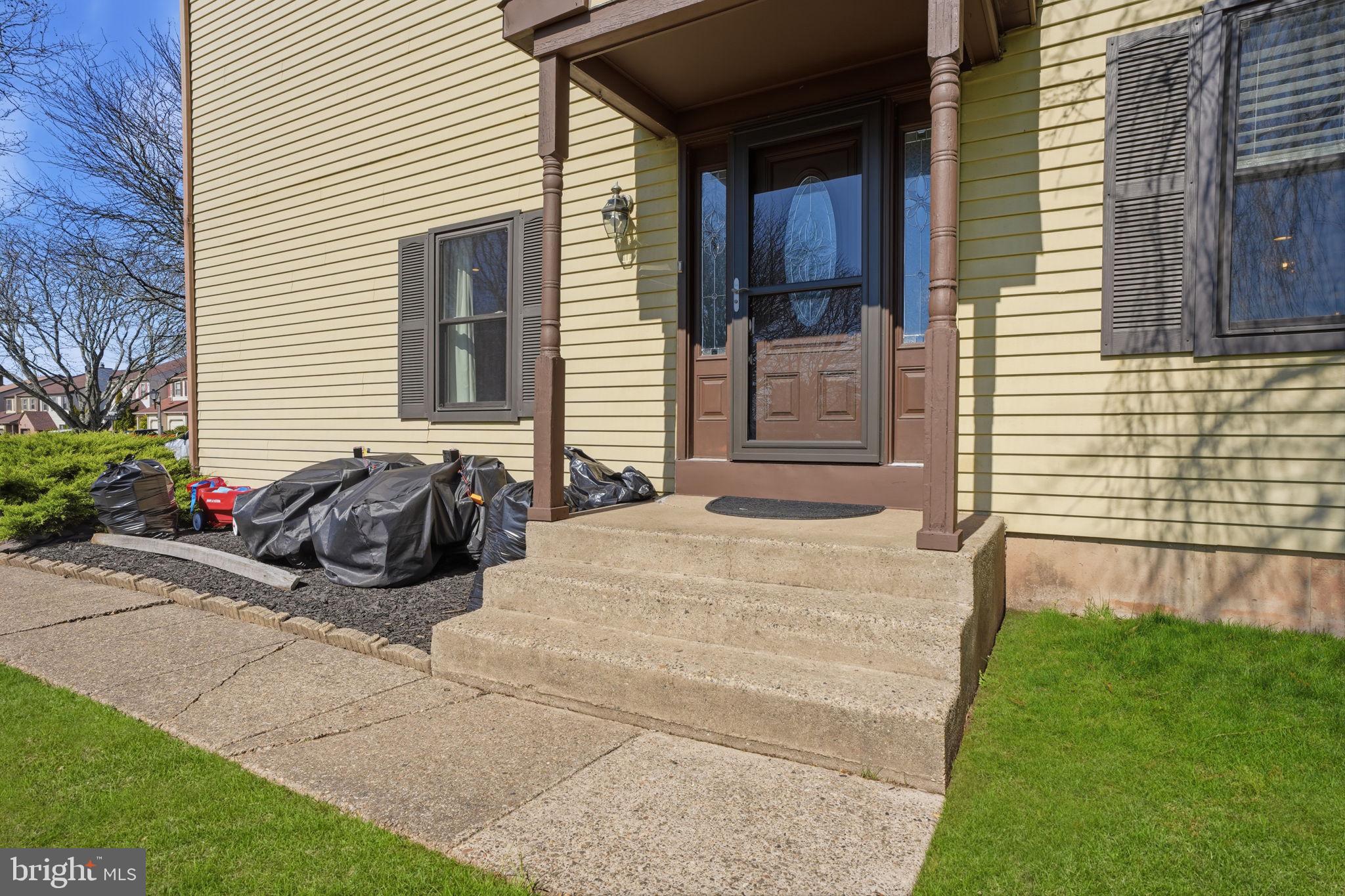 TYLER WALK - Residential