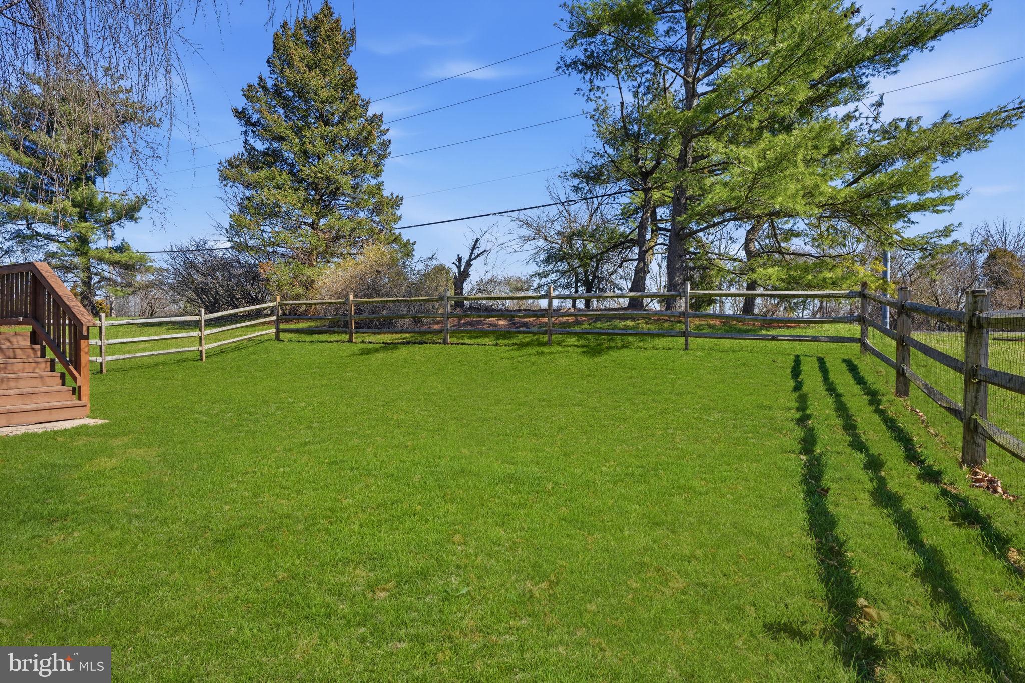 TYLER WALK - Residential