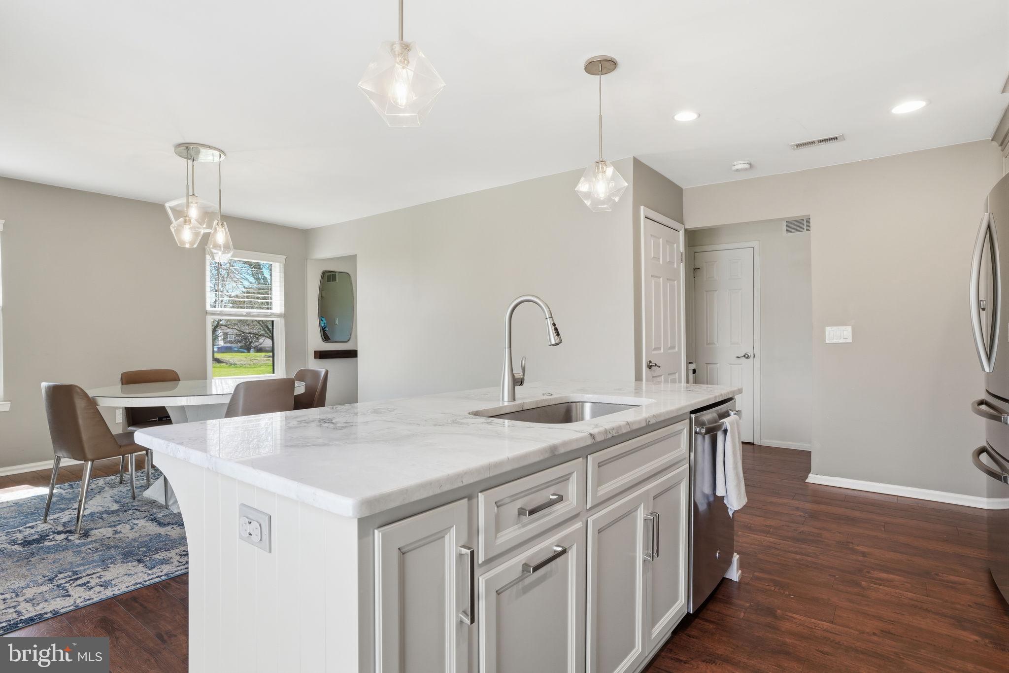 TYLER WALK - Residential