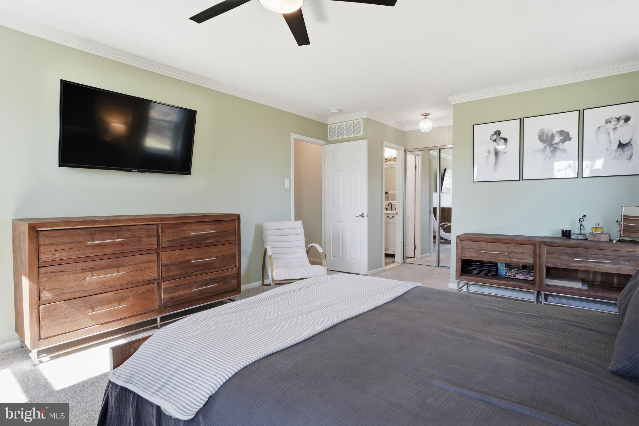 TYLER WALK - Residential