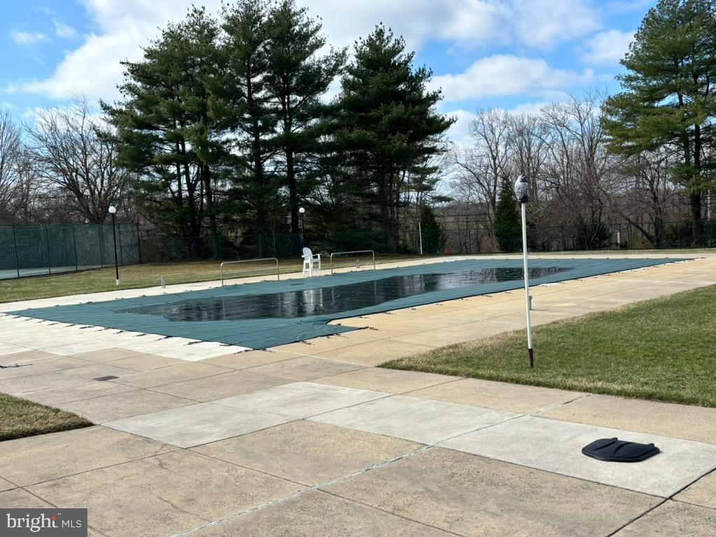 TYLER WALK - Residential