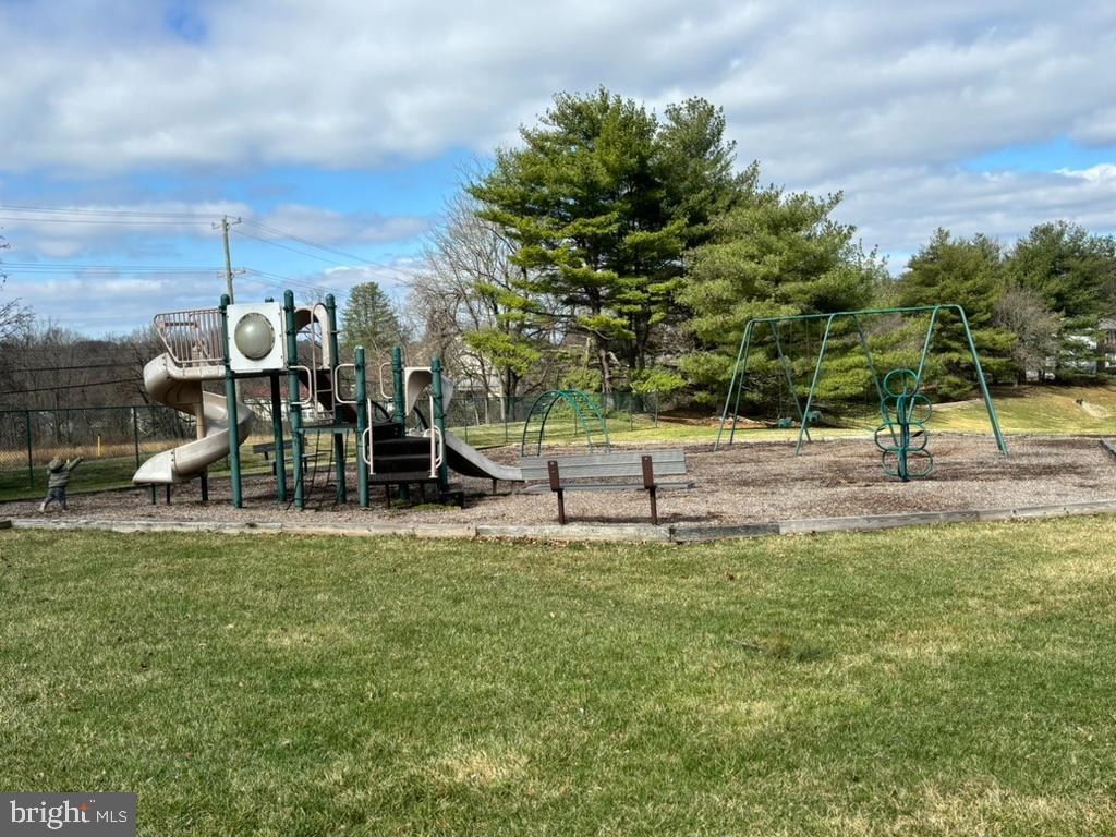 TYLER WALK - Residential