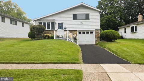 1567 LINDBERGH AVENUE ABINGTON PA 19001