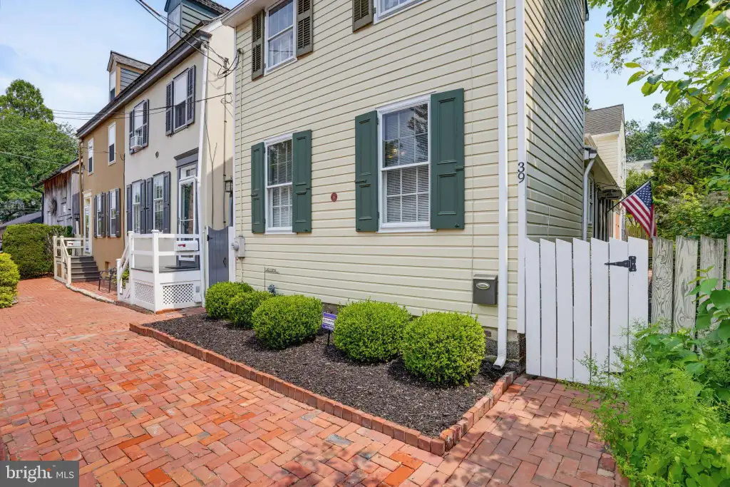39 E 4th Street, New Castle, DE 19720 photo 5