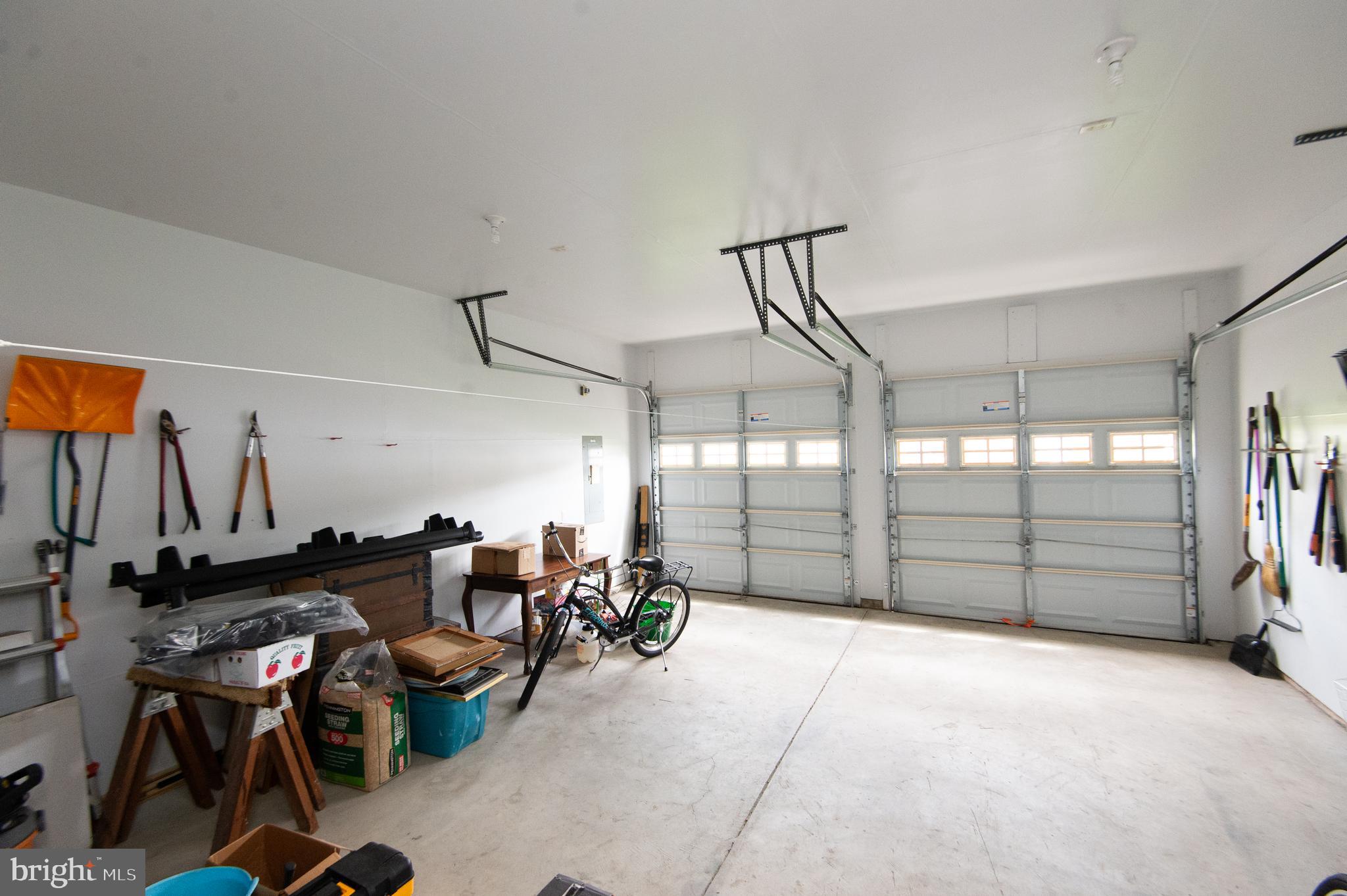 AVON PARK - Residential