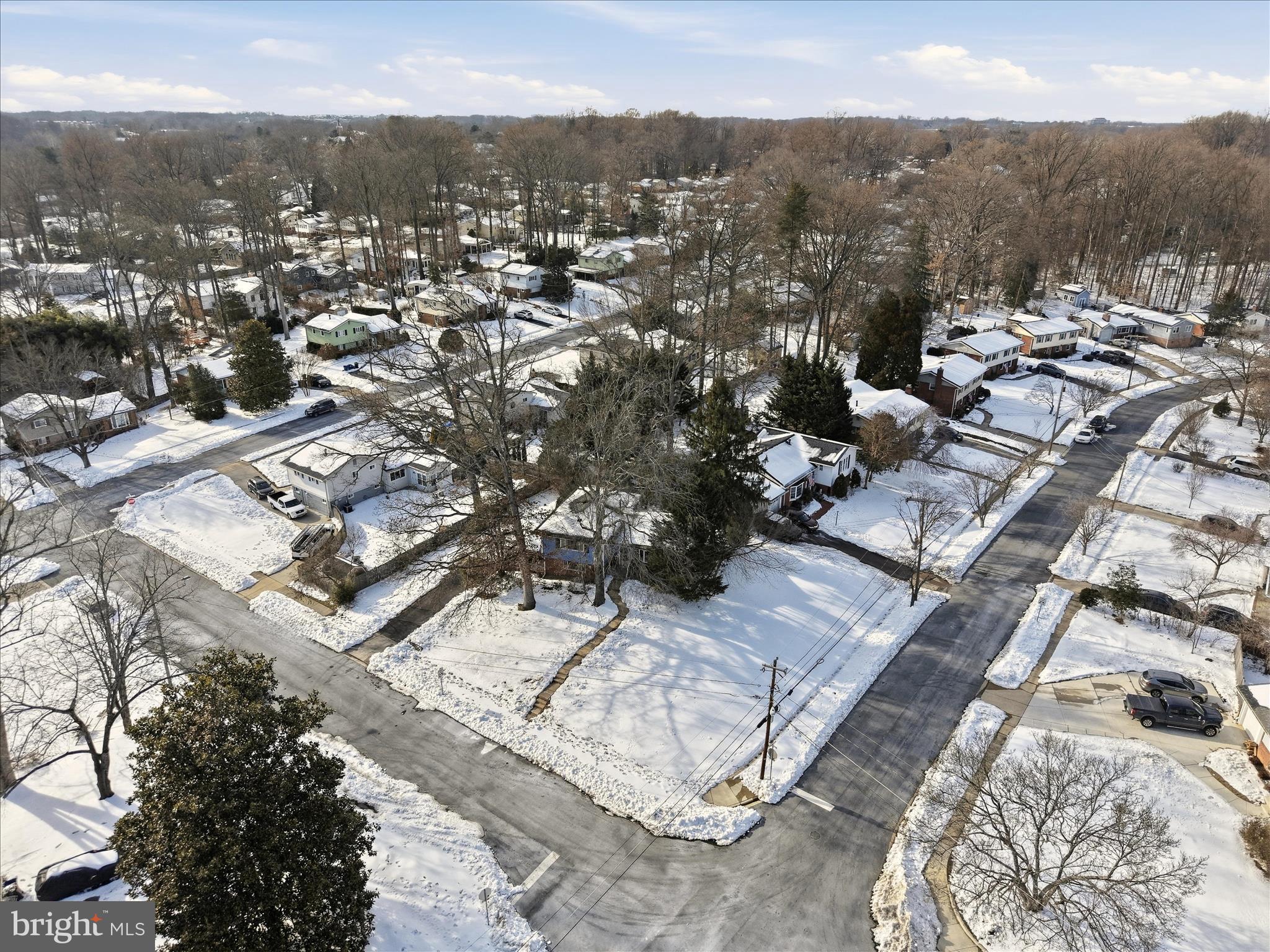 FAIRFAX COUNTRY CLUB ESTATES - Residential