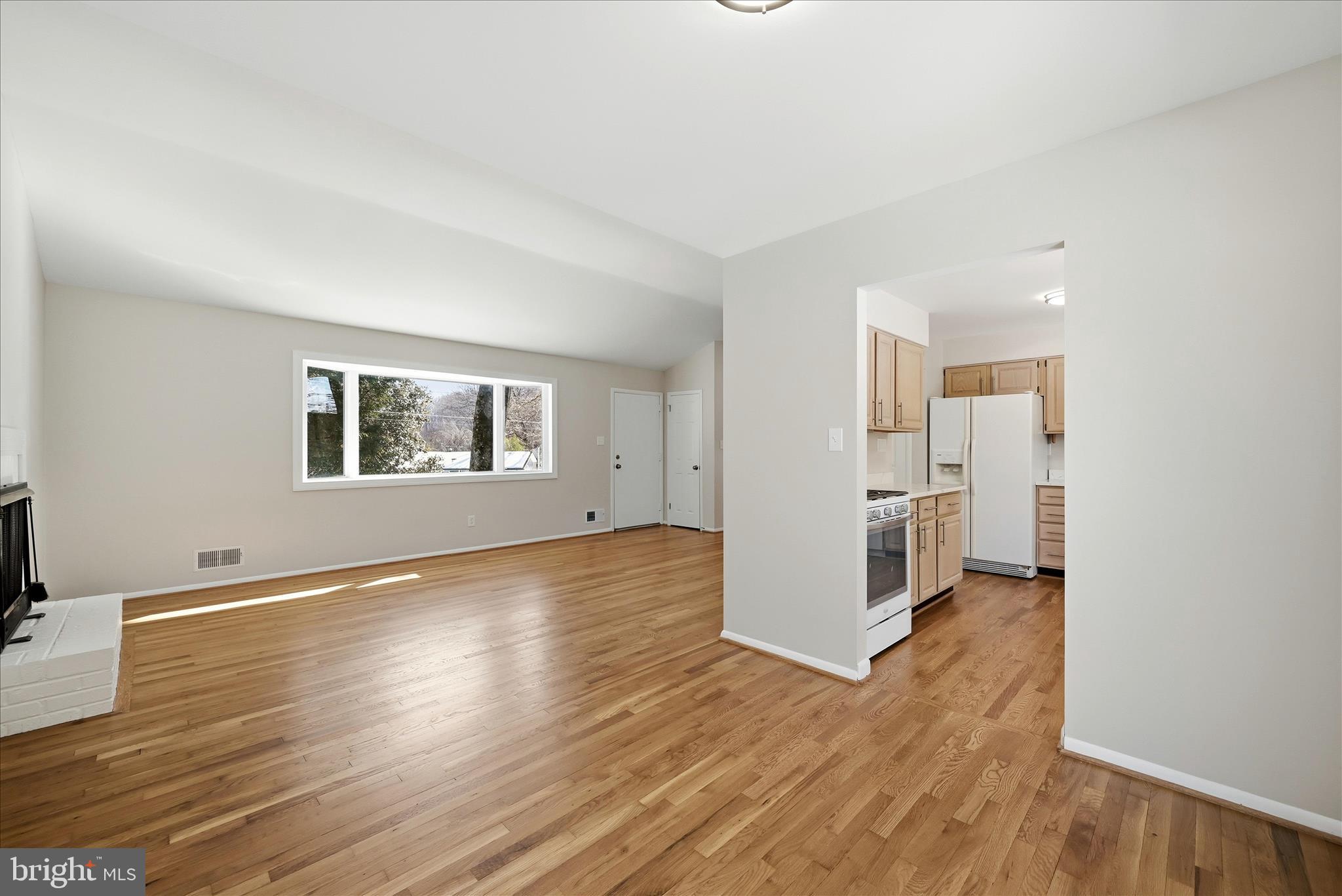 FAIRFAX COUNTRY CLUB ESTATES - Residential