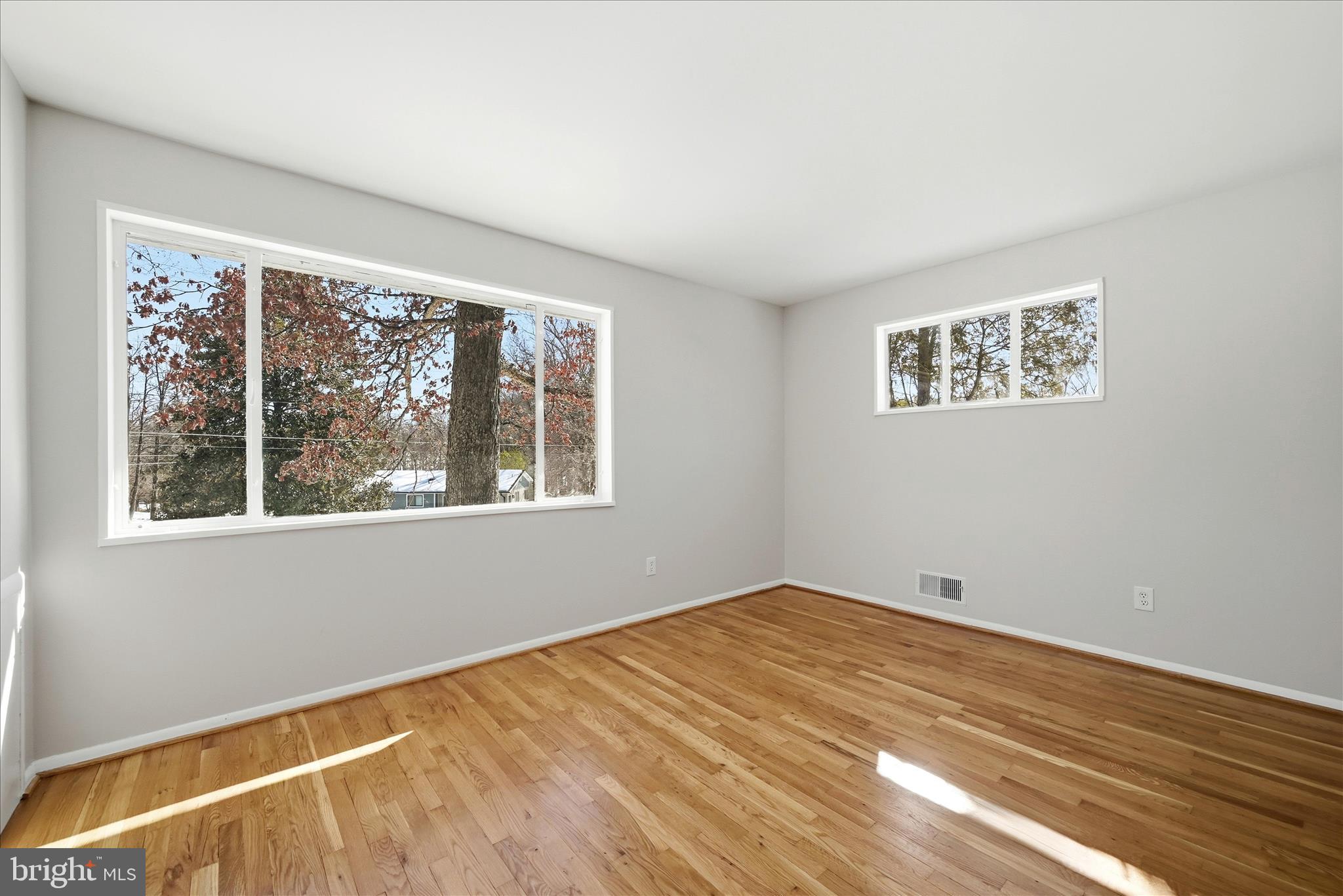 FAIRFAX COUNTRY CLUB ESTATES - Residential