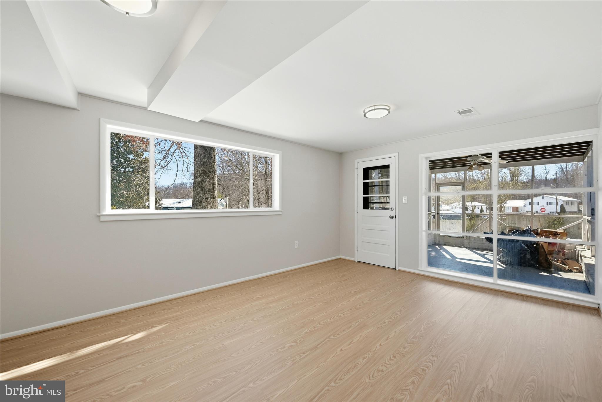 FAIRFAX COUNTRY CLUB ESTATES - Residential