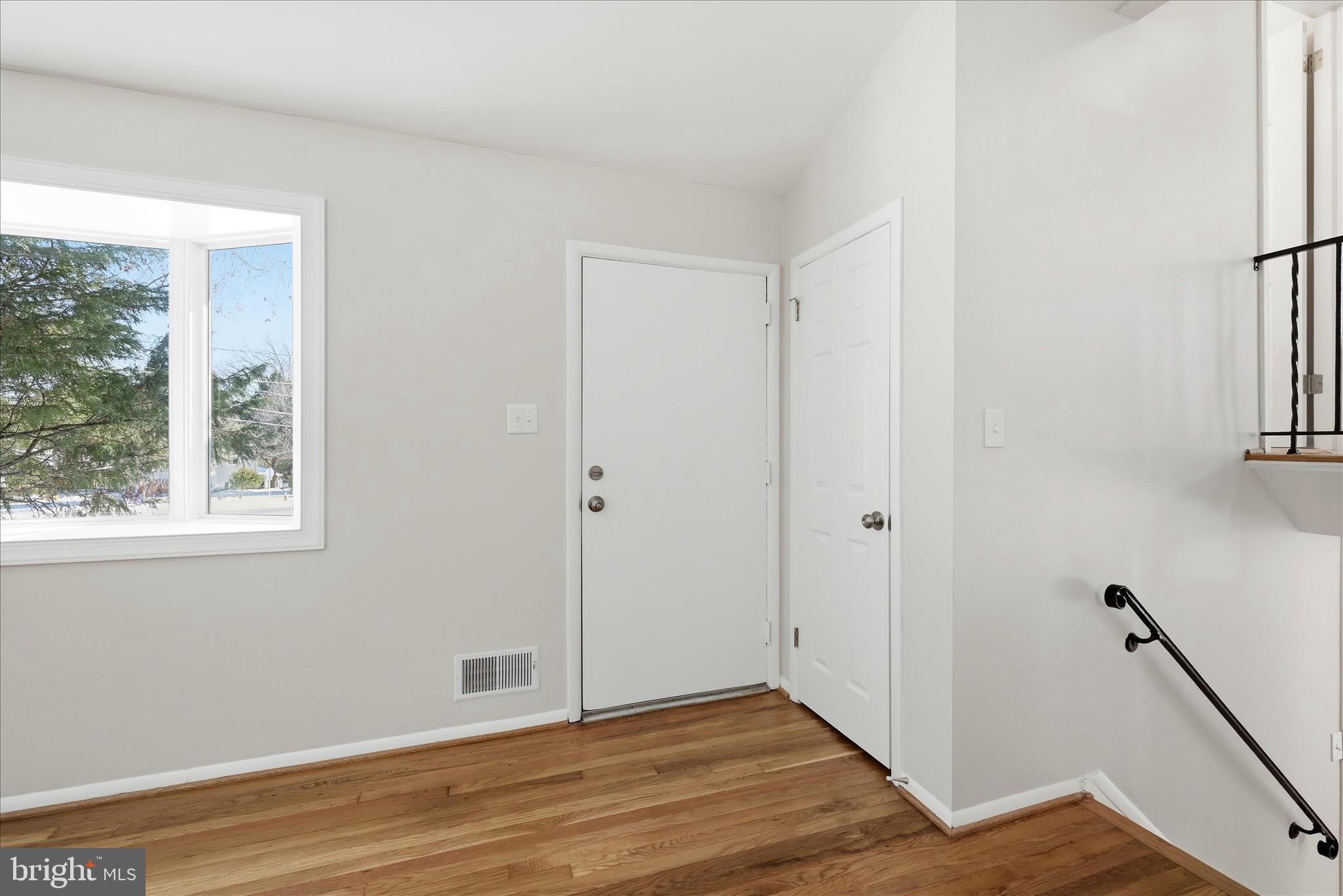 FAIRFAX COUNTRY CLUB ESTATES - Residential