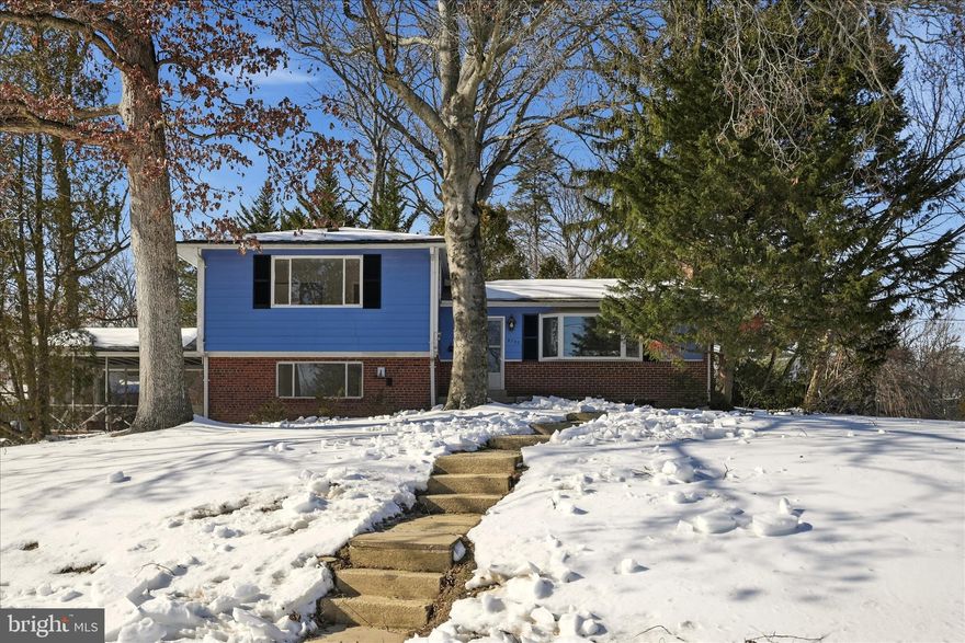 Welcome home to this inviting 4-bedroom, 2.5-bath four-level split in a sought-after Fairfax City location that’s perfect for everyday family living. Freshly refinished hardwood floors flow throughout the main living areas, creating a warm, welcoming space for gatherings and daily routines. The updated kitchen features quartz countertops and modern finishes, offering a bright, functional hub for meals, homework, and entertaining.
Upstairs, the updated baths and comfortable bedrooms provide space for everyone to unwind. A screened porch extends the living area outdoors — ideal for family dinners, playtime, or relaxing evenings. The unfinished lower level offers exciting potential to create a playroom, rec space, or home office tailored to your family’s needs.
Located close to parks, dining, and local conveniences, this home also offers the option to join the nearby Country Club Hills pool and tennis — a wonderful bonus for summer fun and an active lifestyle. Combining updates, flexibility, and an unbeatable location, this is a home designed to grow with your family.