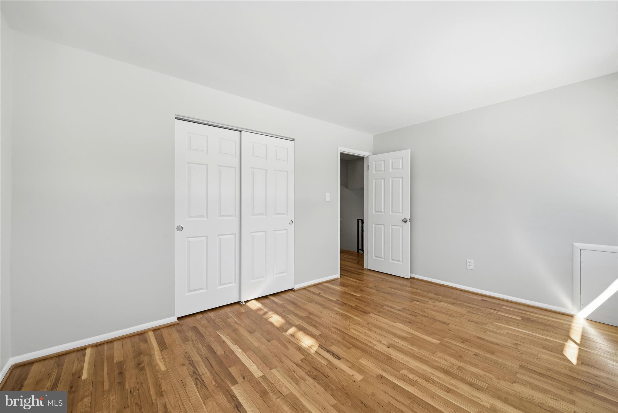 FAIRFAX COUNTRY CLUB ESTATES - Residential