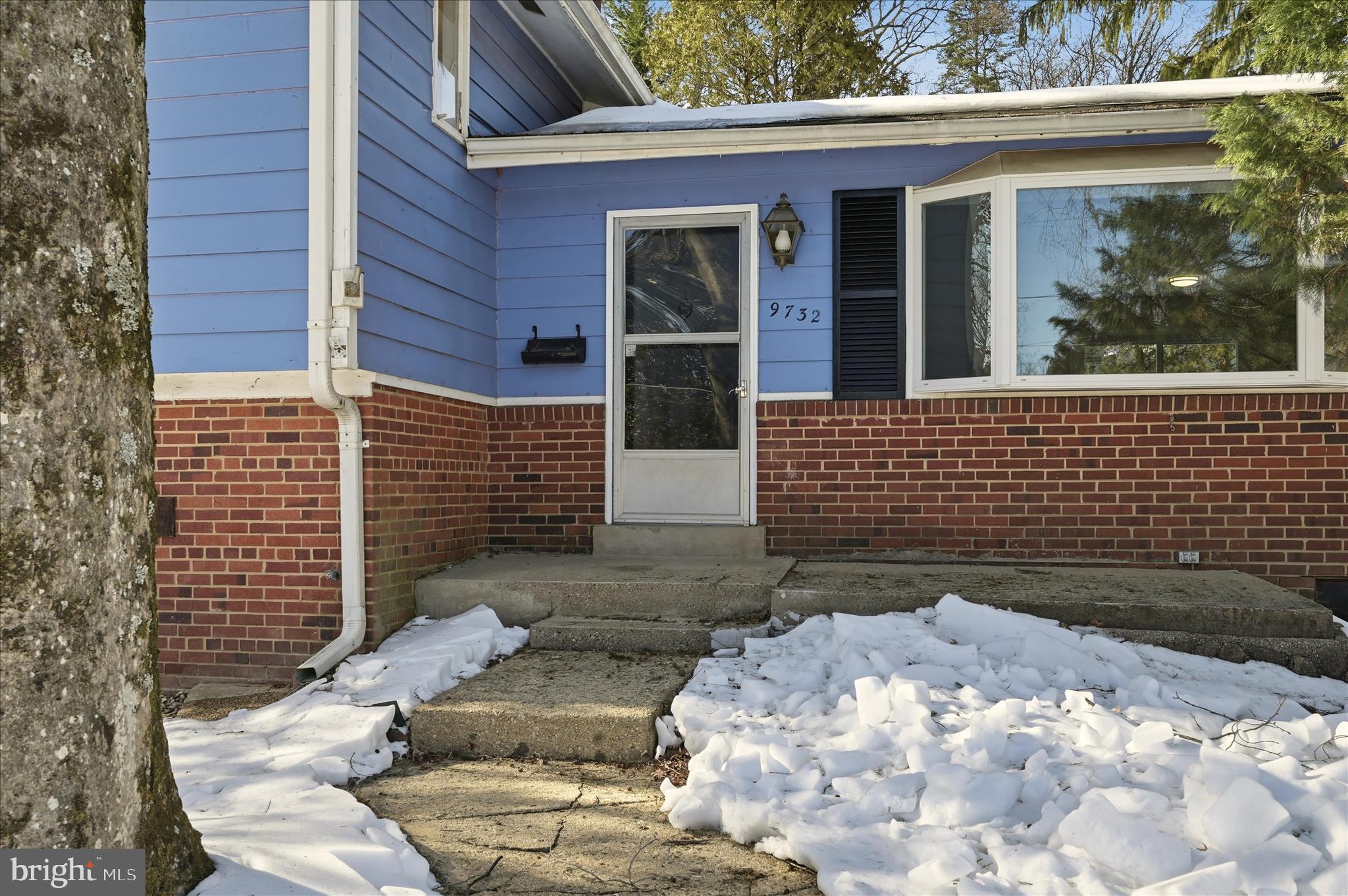 FAIRFAX COUNTRY CLUB ESTATES - Residential