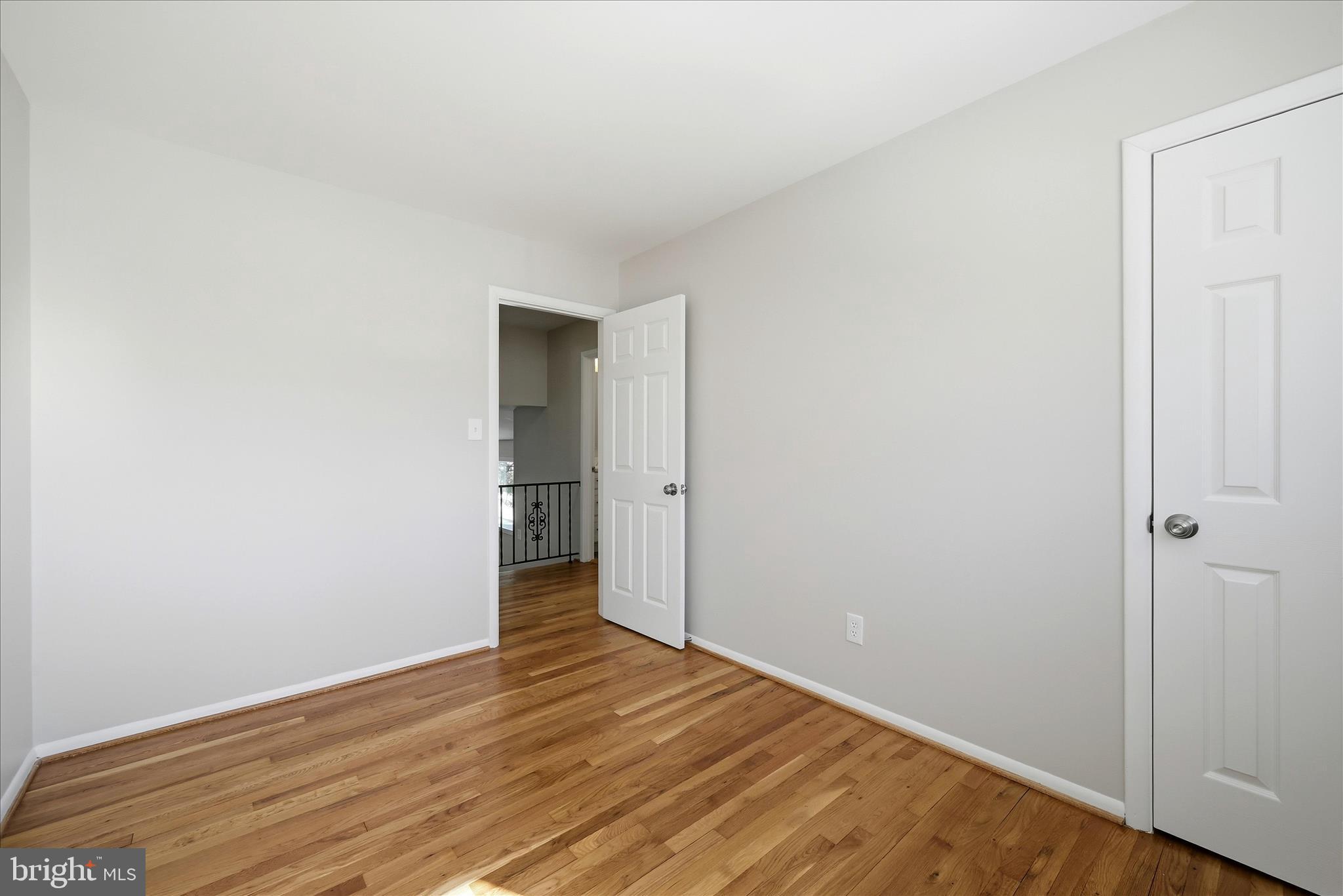 FAIRFAX COUNTRY CLUB ESTATES - Residential