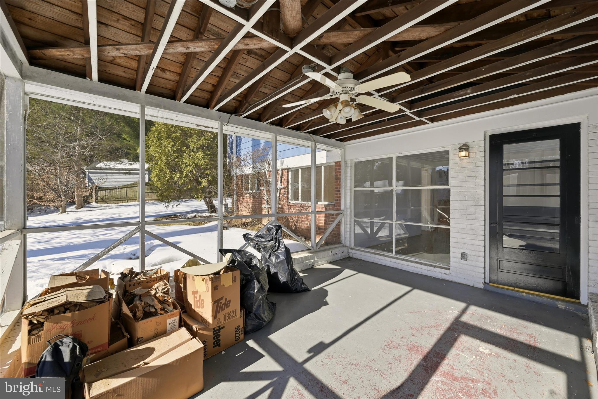 FAIRFAX COUNTRY CLUB ESTATES - Residential