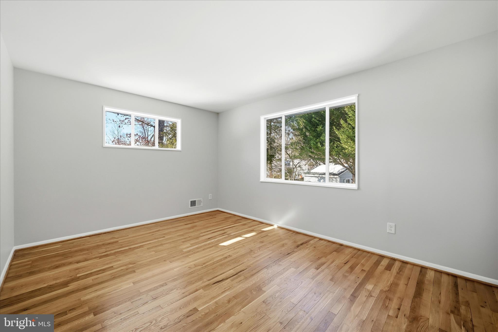 FAIRFAX COUNTRY CLUB ESTATES - Residential