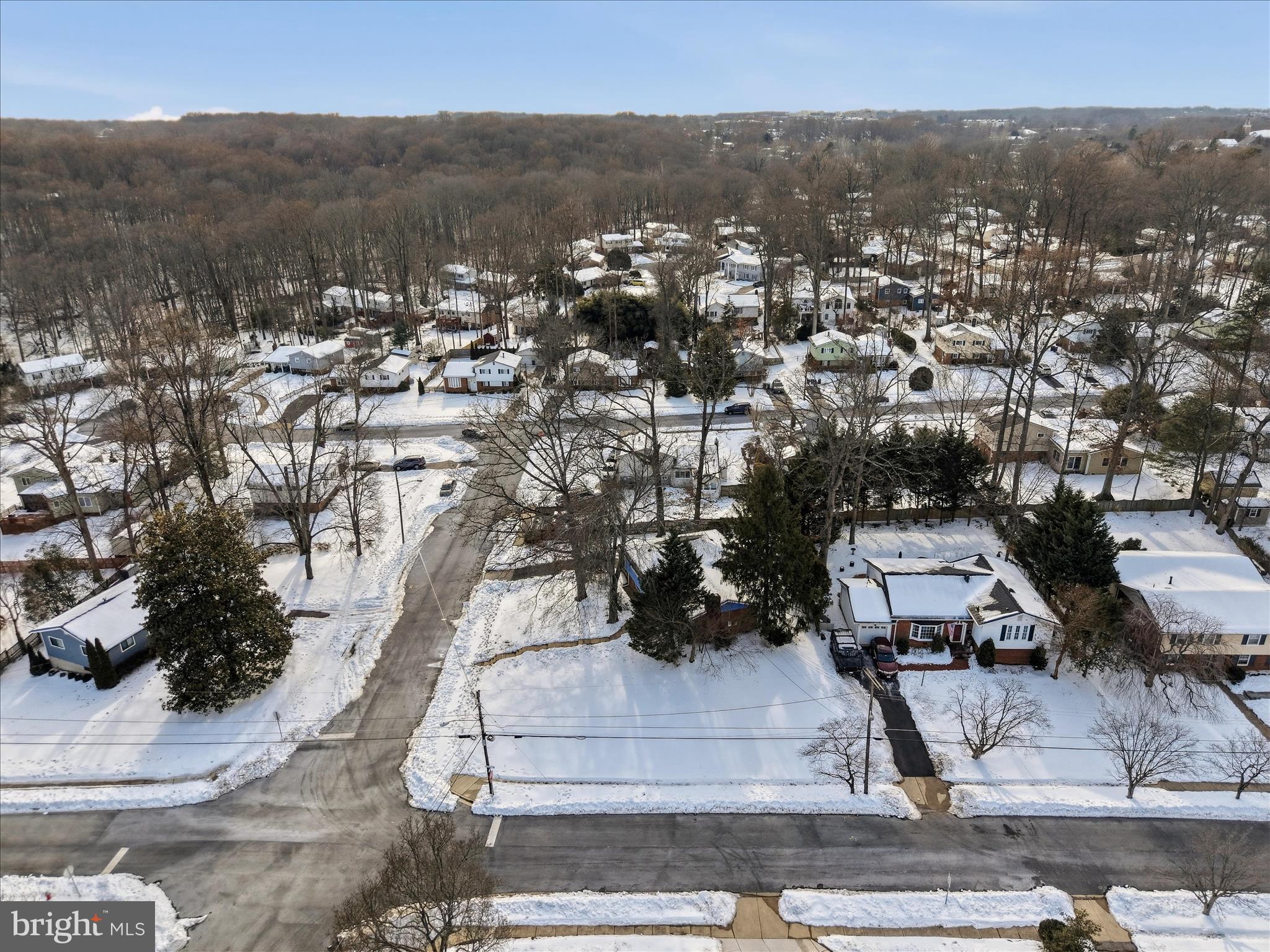 FAIRFAX COUNTRY CLUB ESTATES - Residential