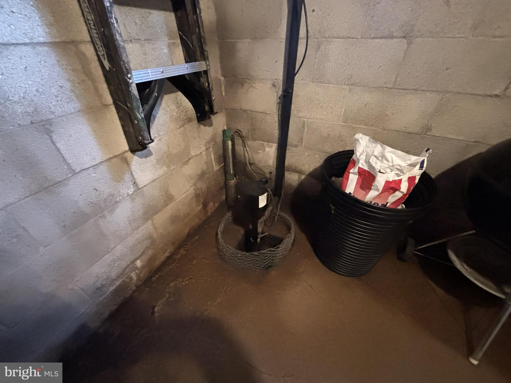 LOCUST LAKE VILLAGE - Residential