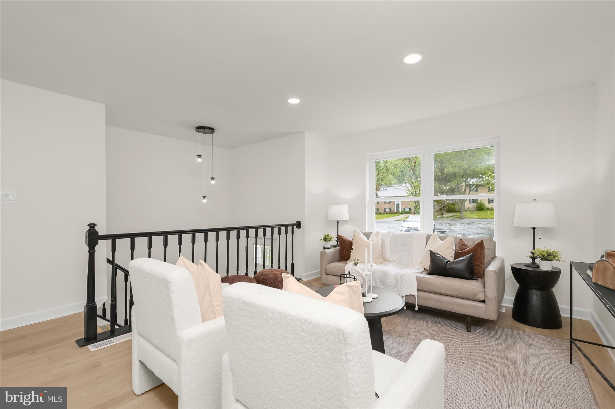 OLD COUNTY ESTATES - Residential