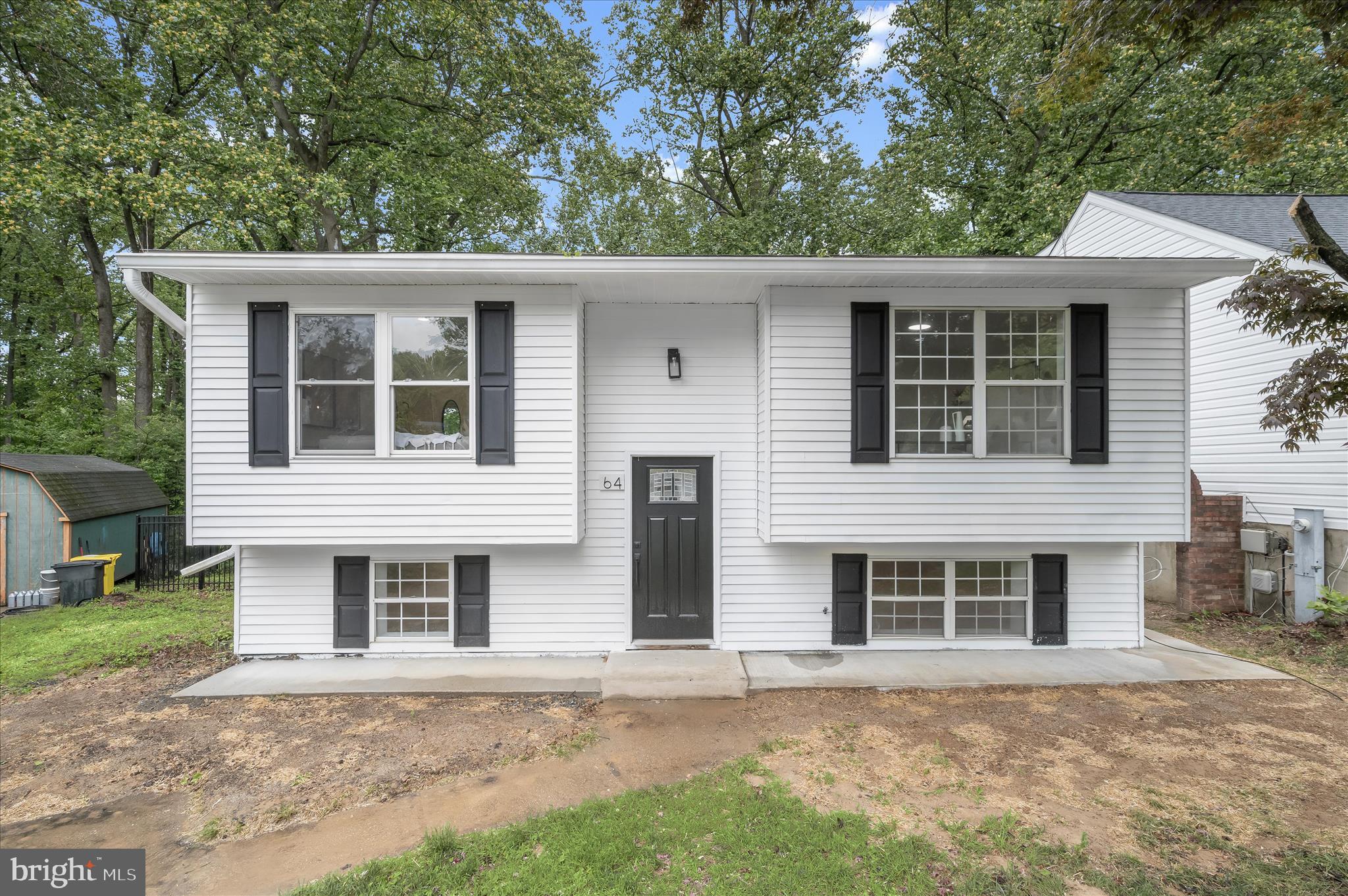 OLD COUNTY ESTATES - Residential