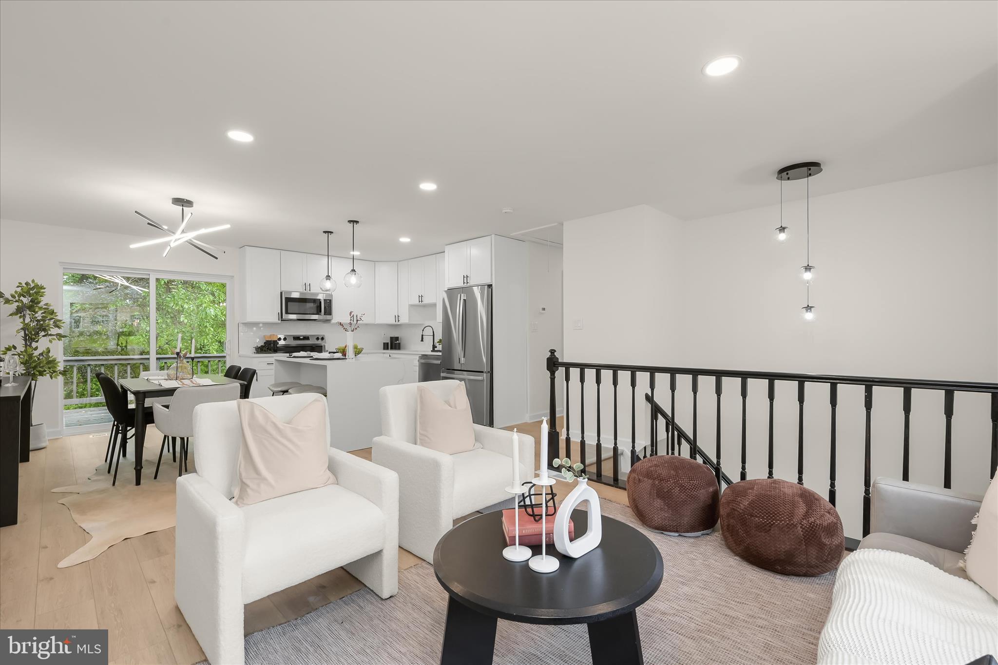 OLD COUNTY ESTATES - Residential