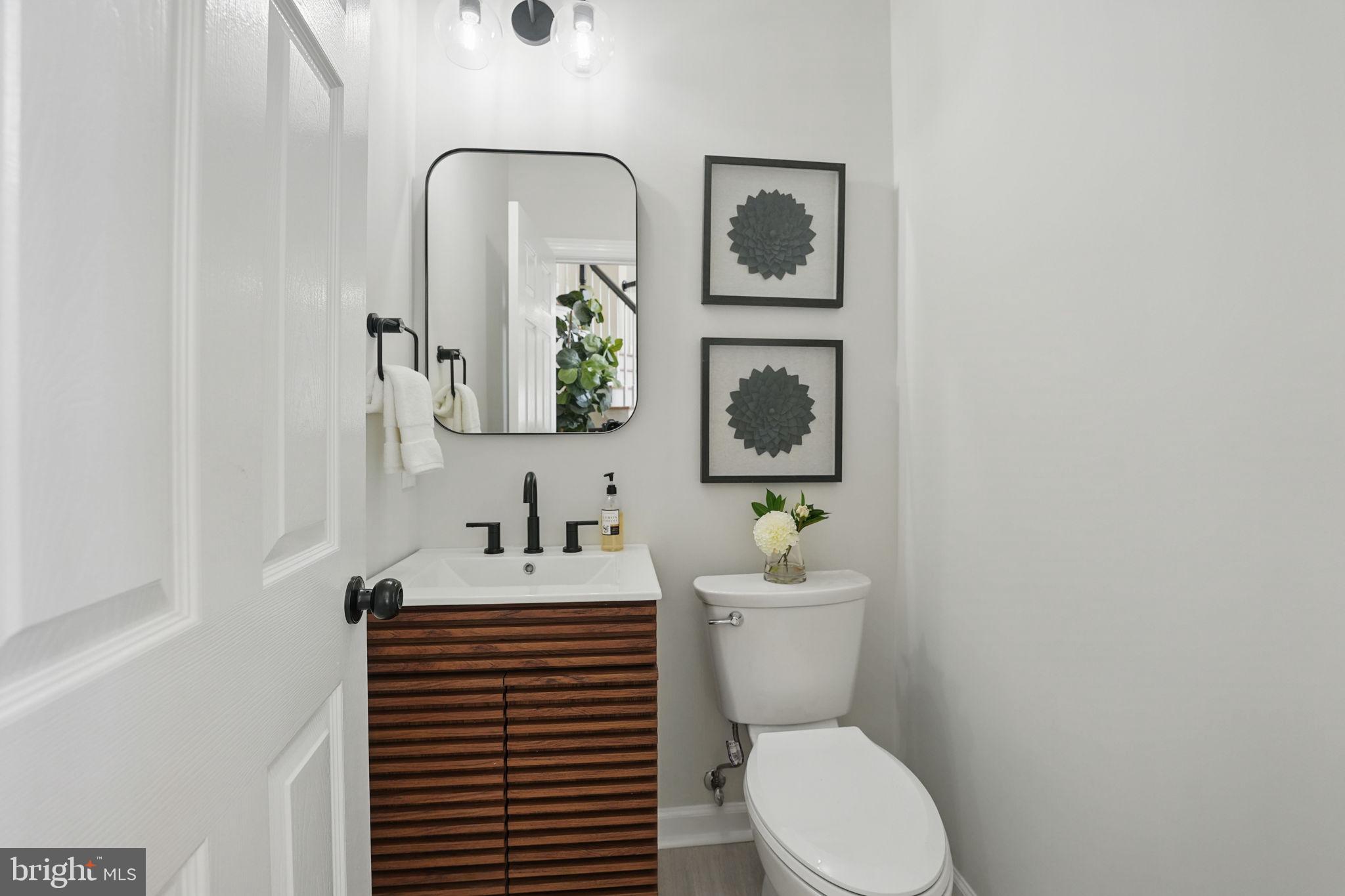 HOLLY CREST - Residential