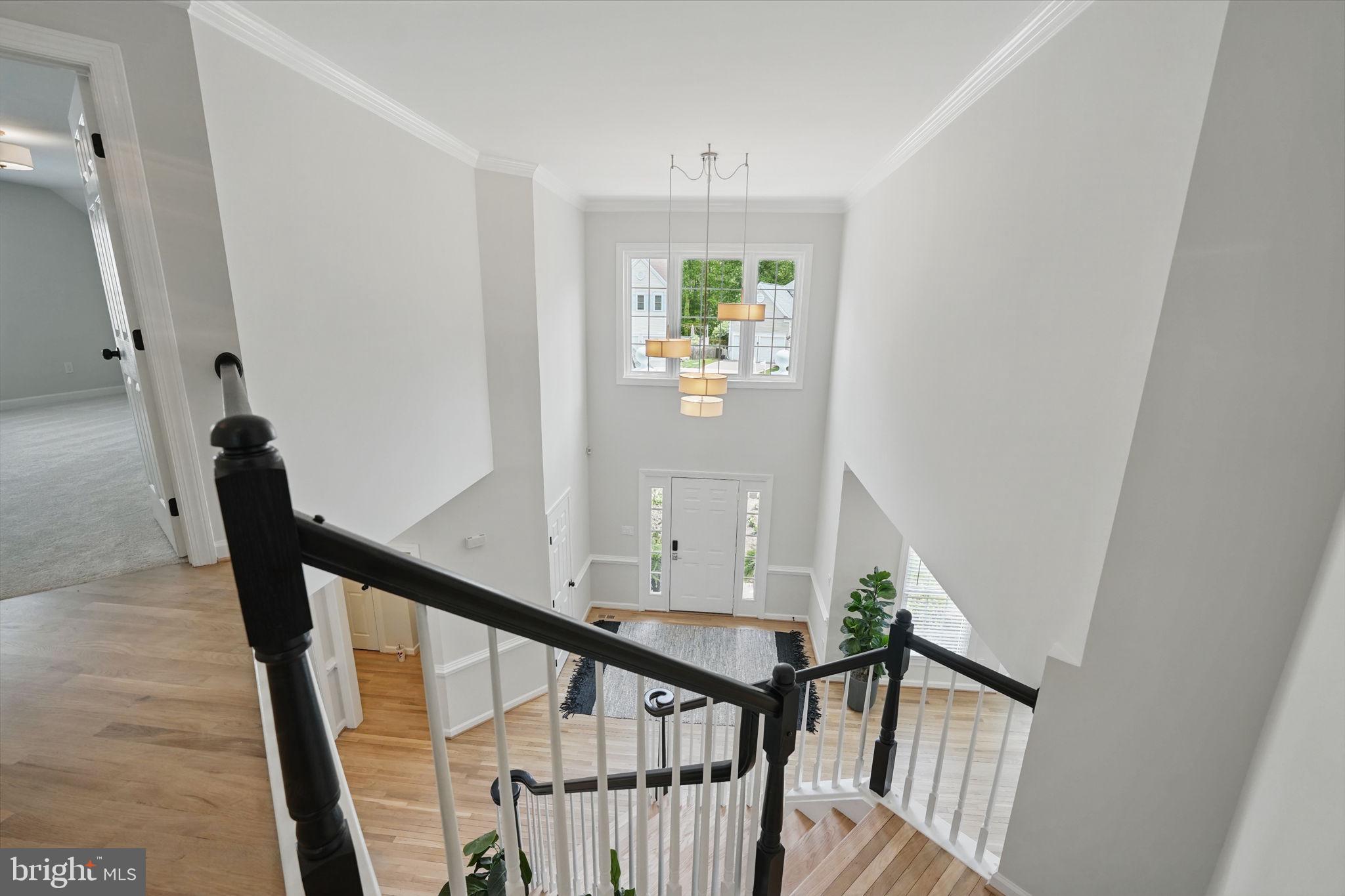 HOLLY CREST - Residential