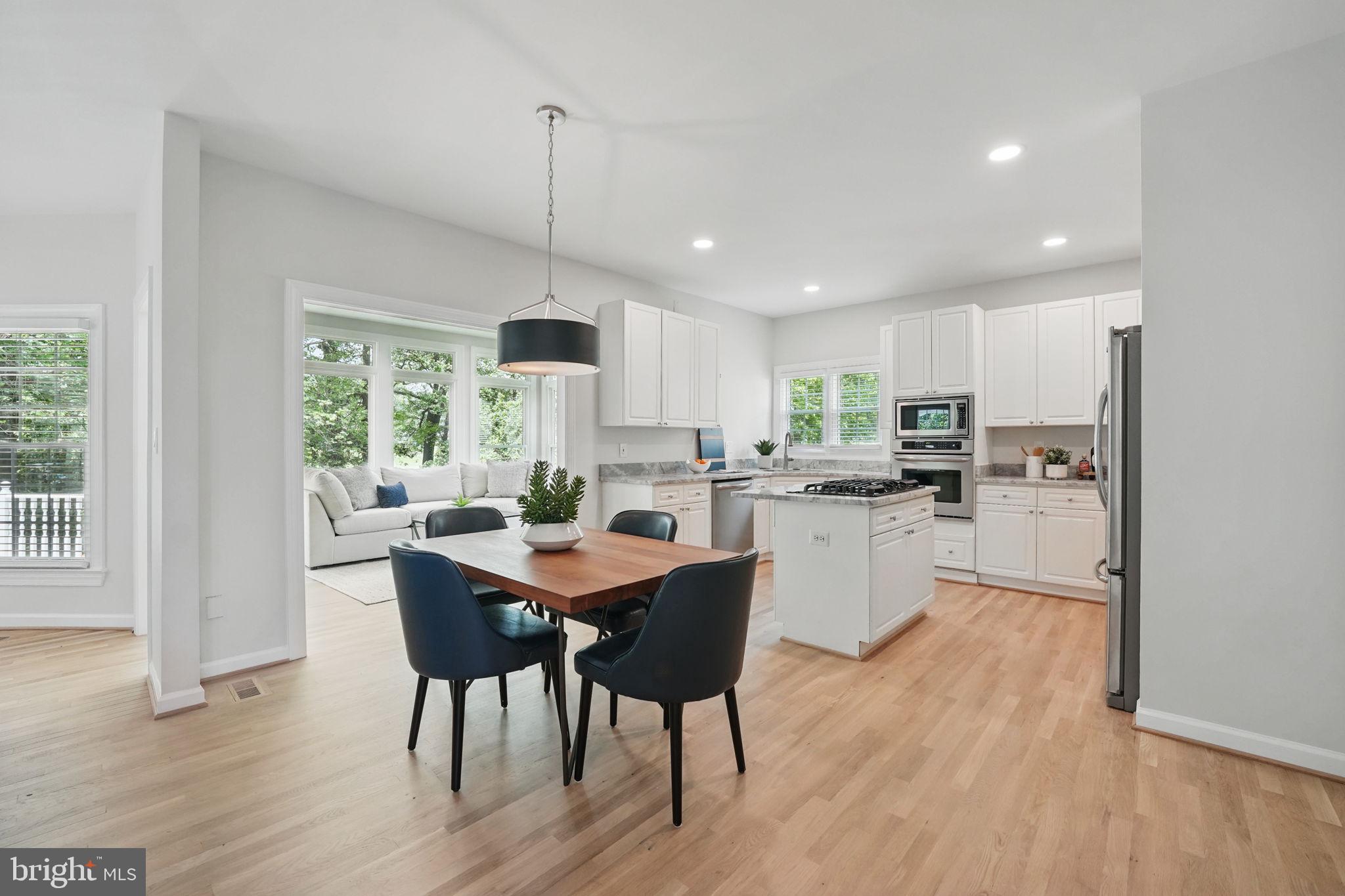 HOLLY CREST - Residential