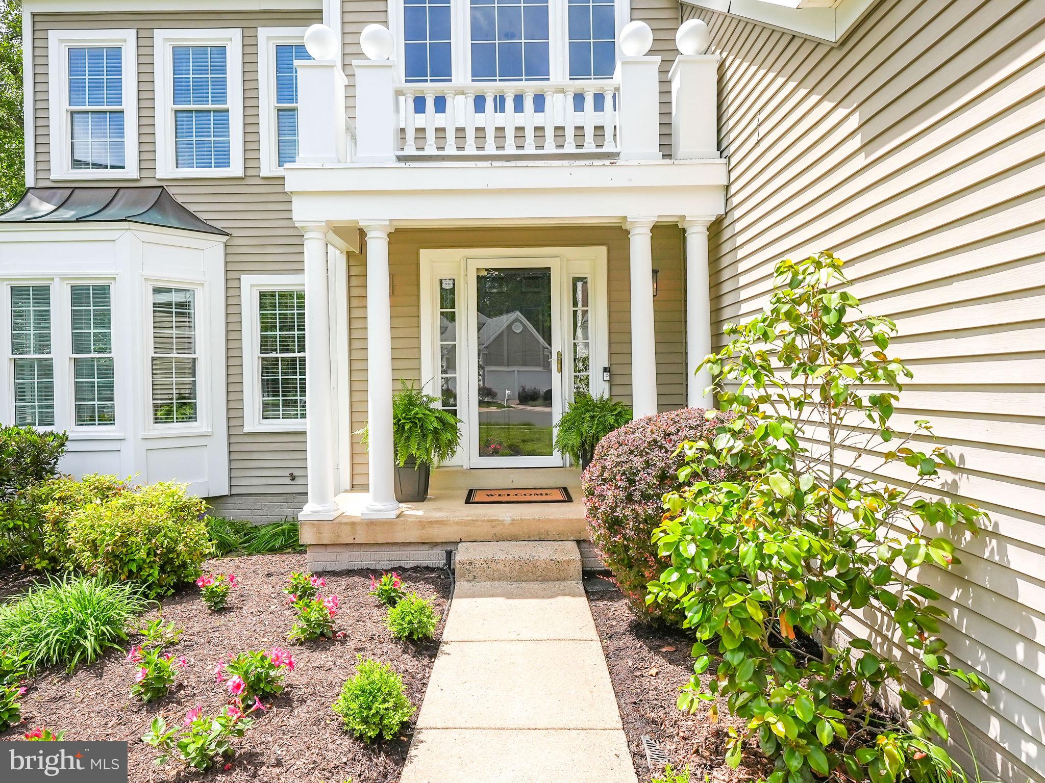 HOLLY CREST - Residential