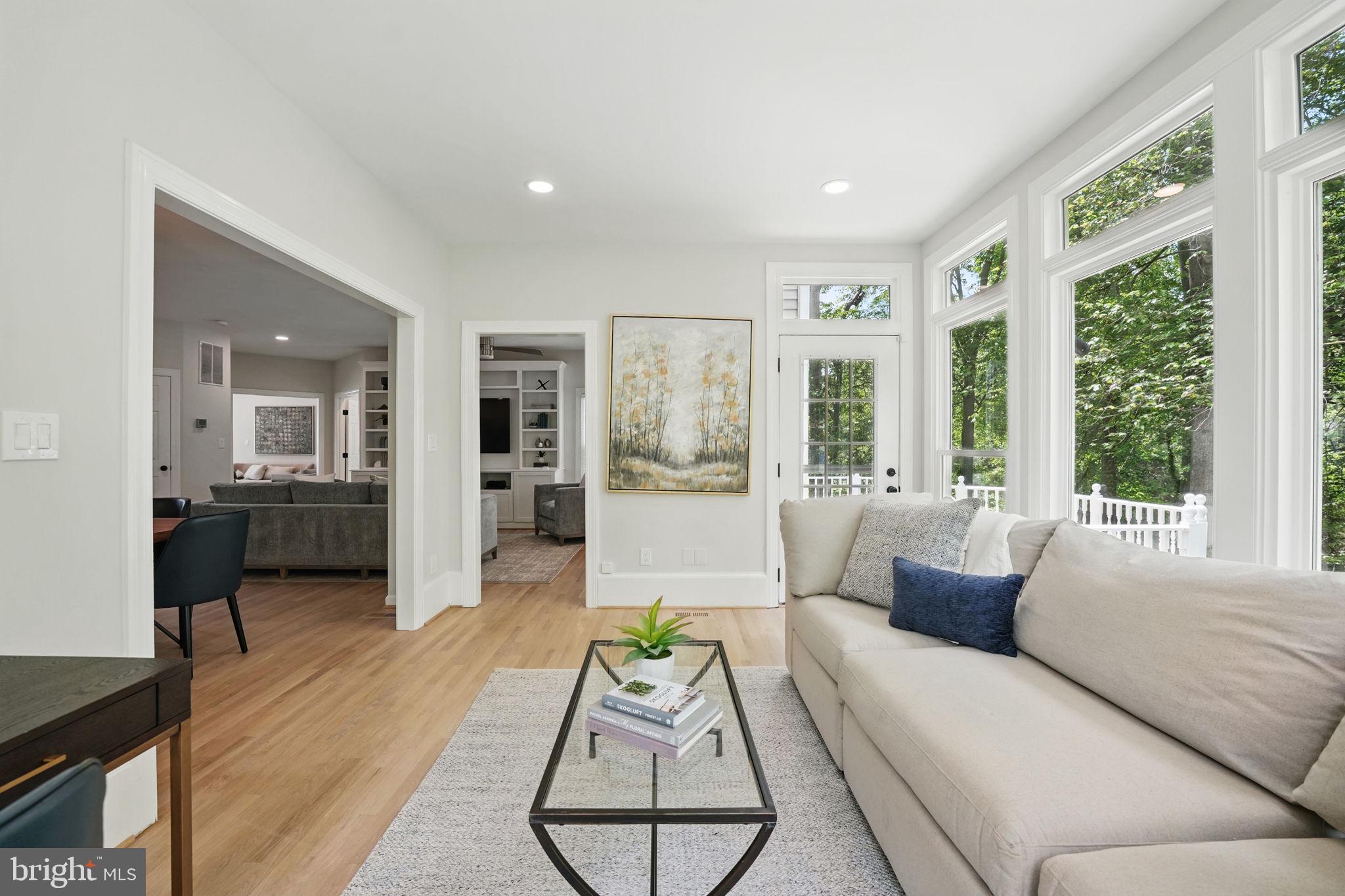 HOLLY CREST - Residential