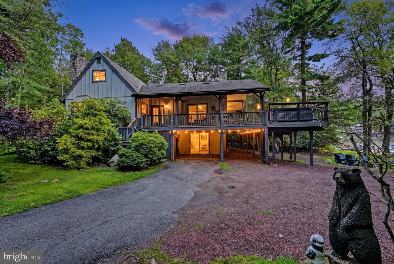 119 N LAKE DRIVE