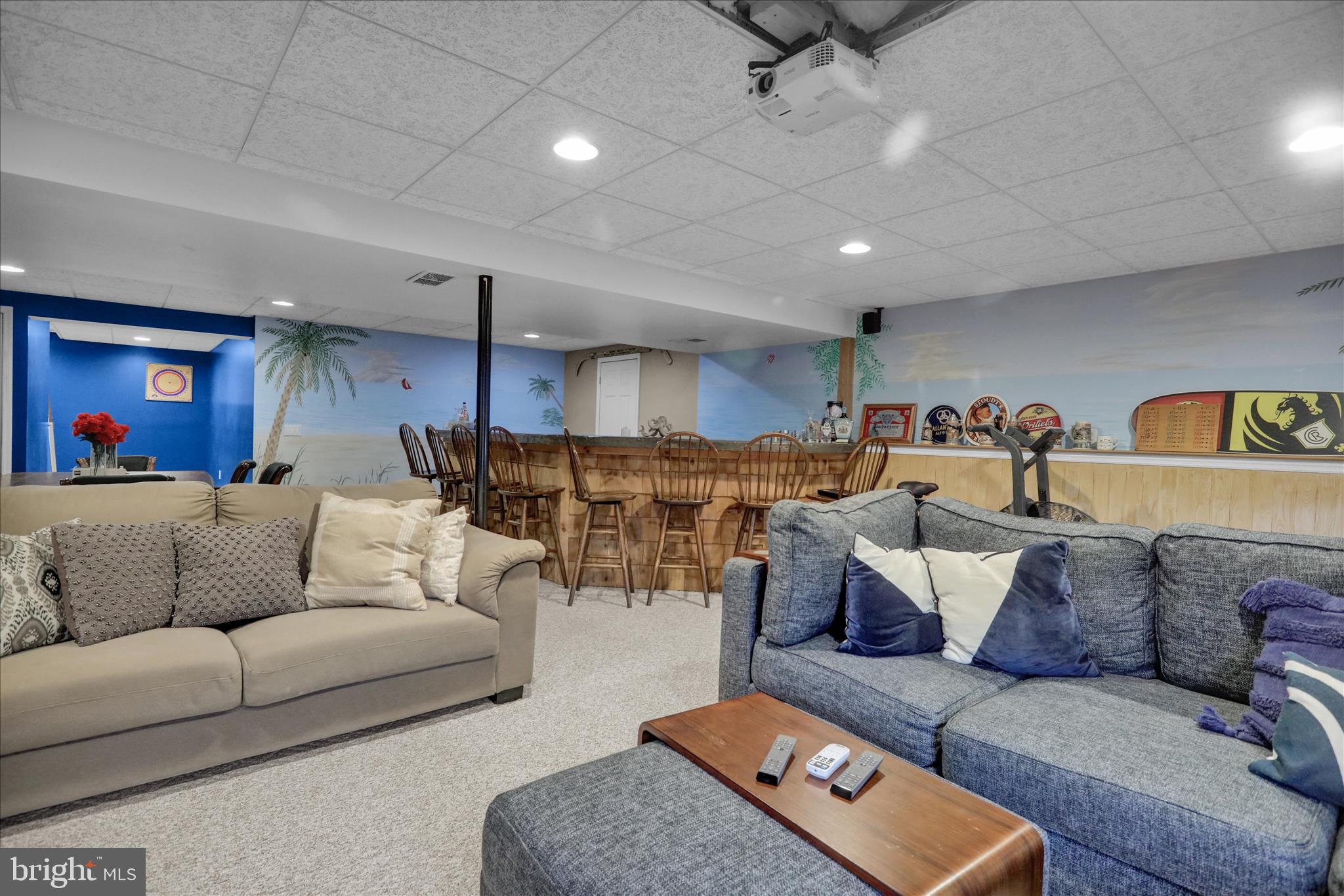 THE LAKES - Residential