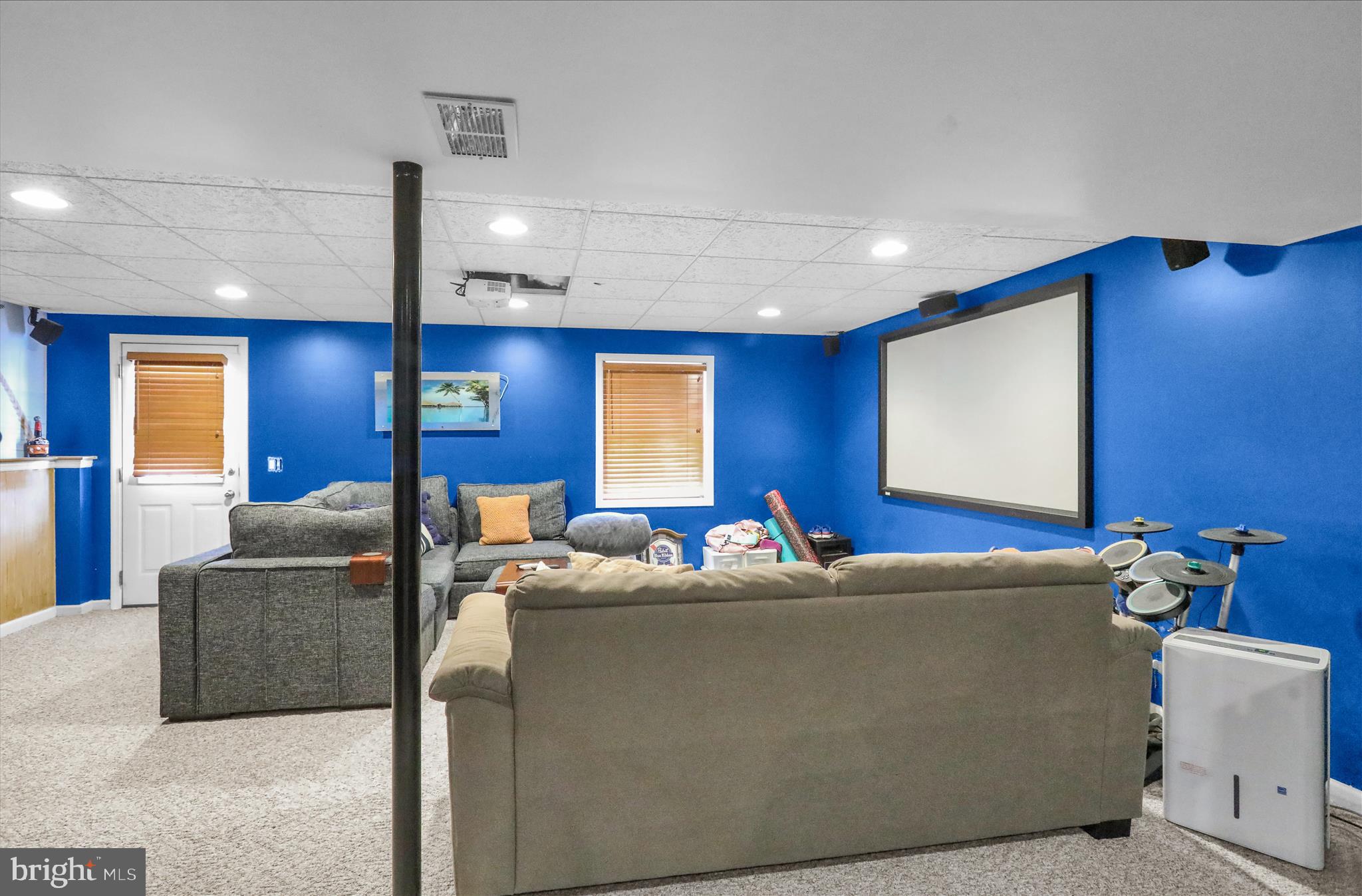 THE LAKES - Residential