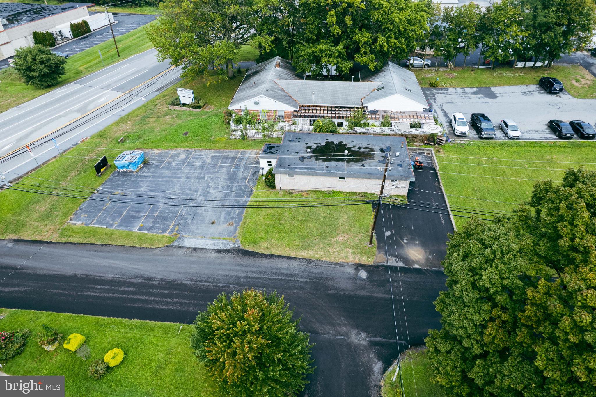 601 N 601 N MOUNTAIN RD. N
