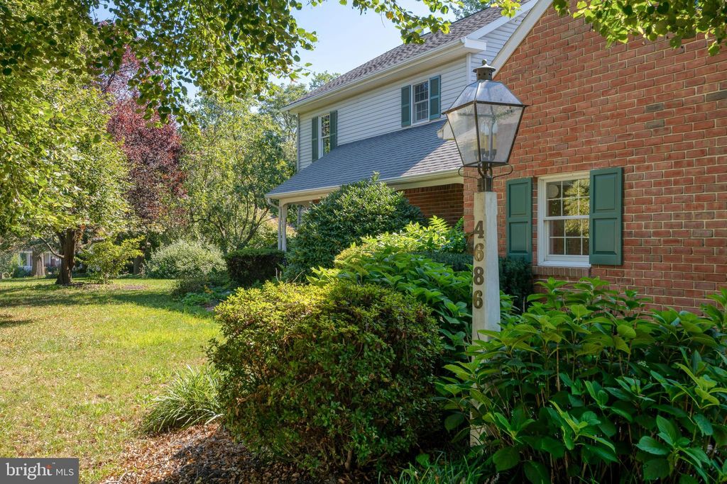 Photo of 4686 Oriole Avenue, Columbia, PA 17512 (MLS # PALA2041040)