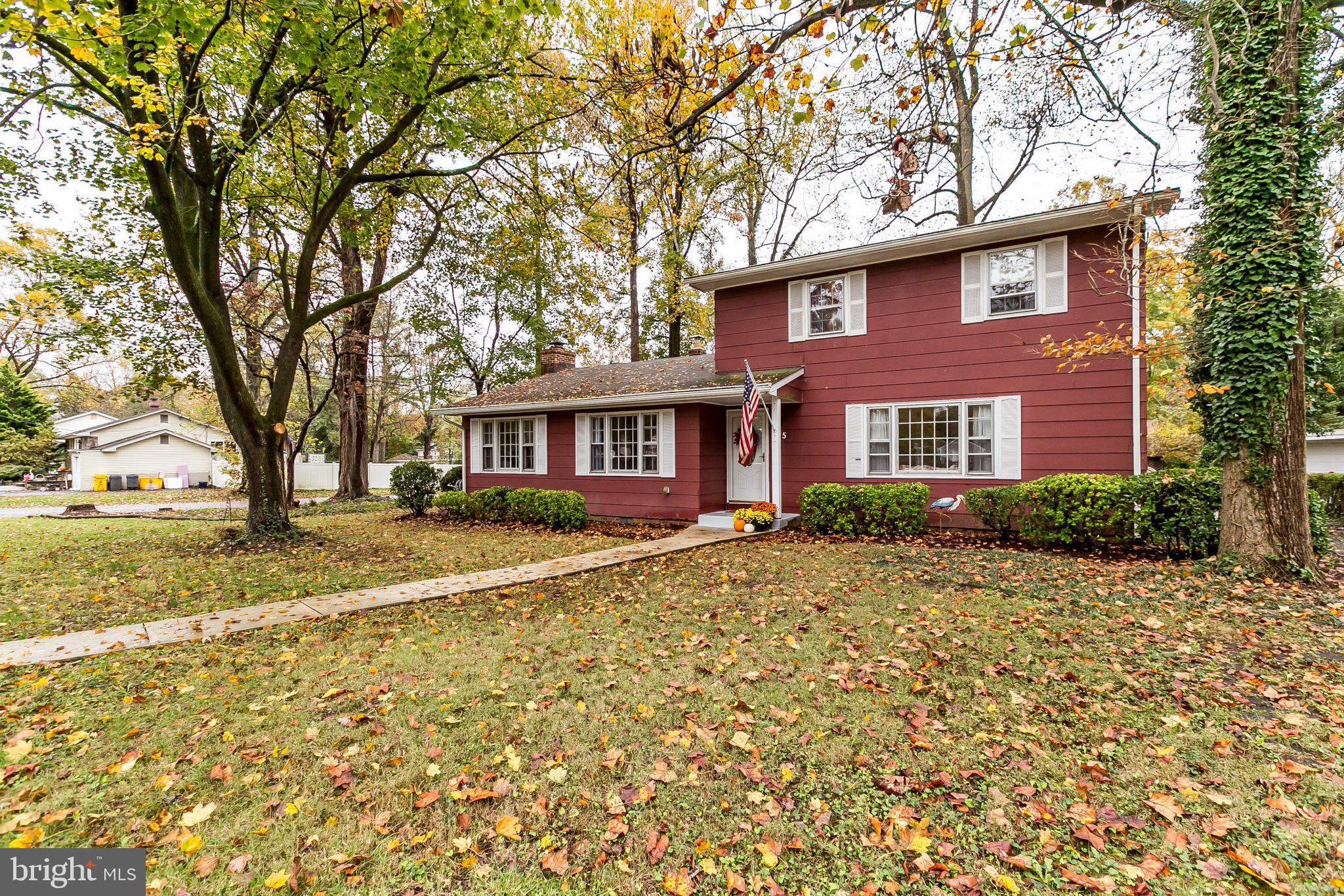 SOUTHDOWN SHORES - Residential