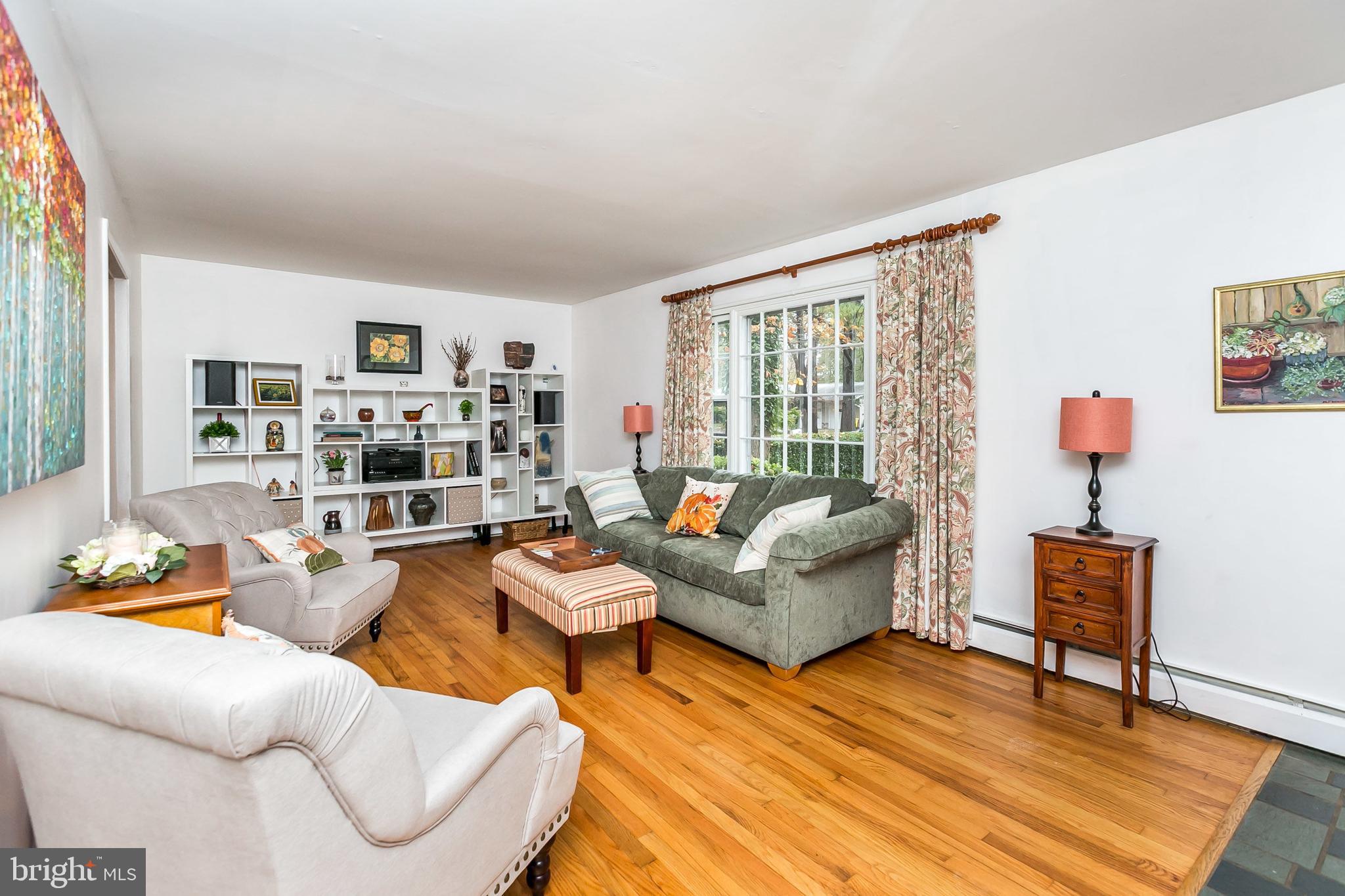 SOUTHDOWN SHORES - Residential