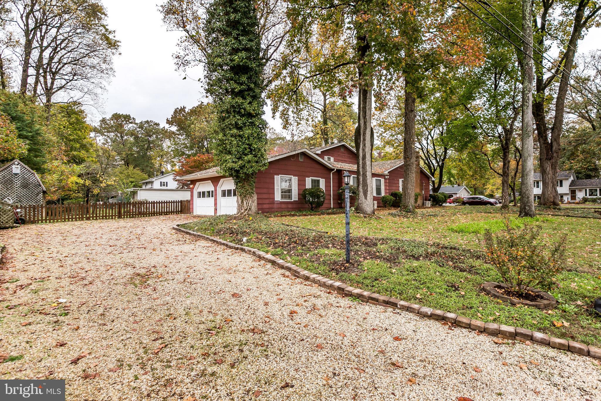 SOUTHDOWN SHORES - Residential